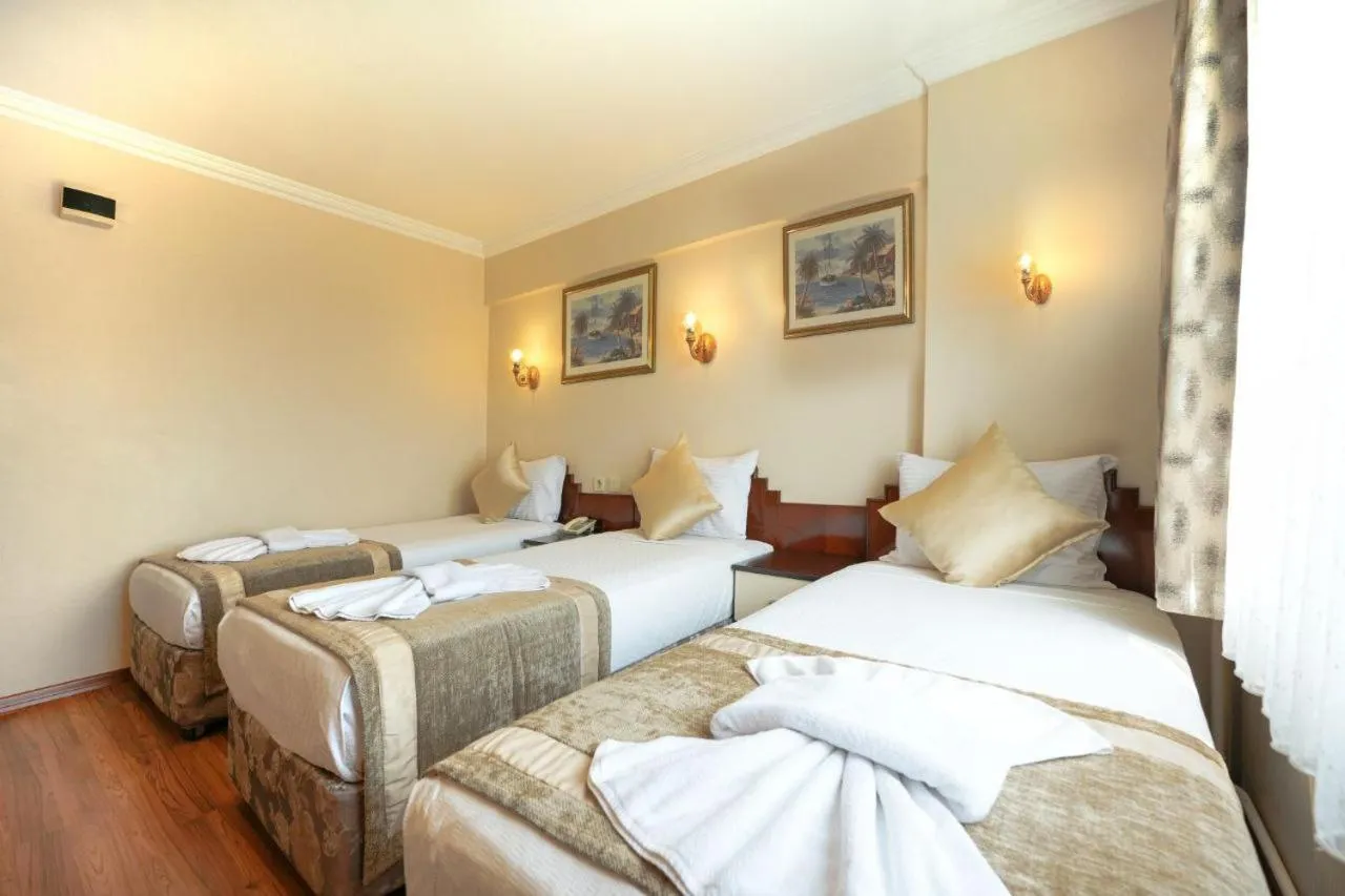 Bed in Hotel Akyildiz