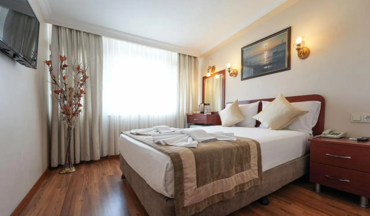 Bed in Hotel Akyildiz