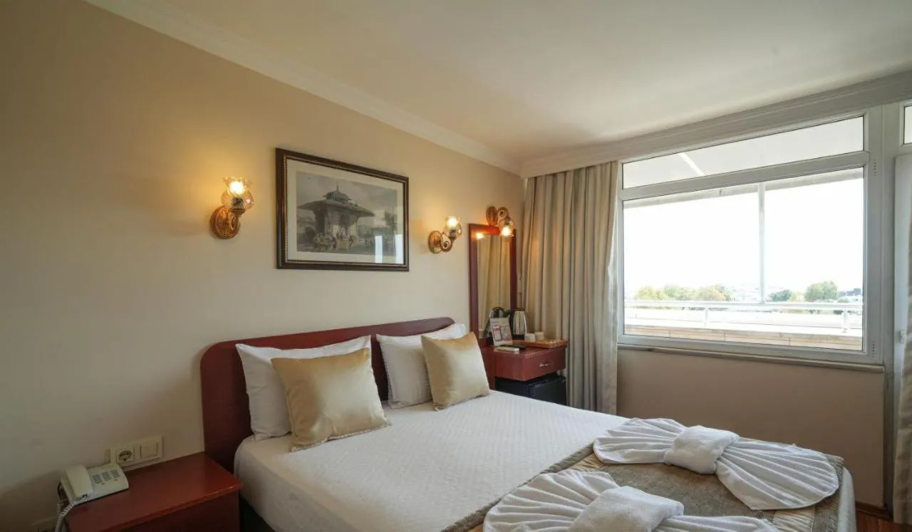 Bed in Hotel Akyildiz