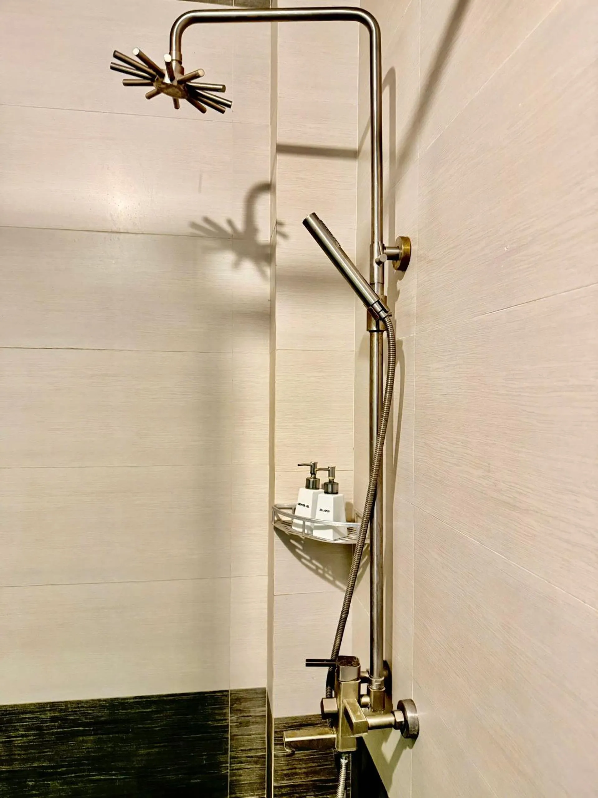Shower in Santa Sea Villa
