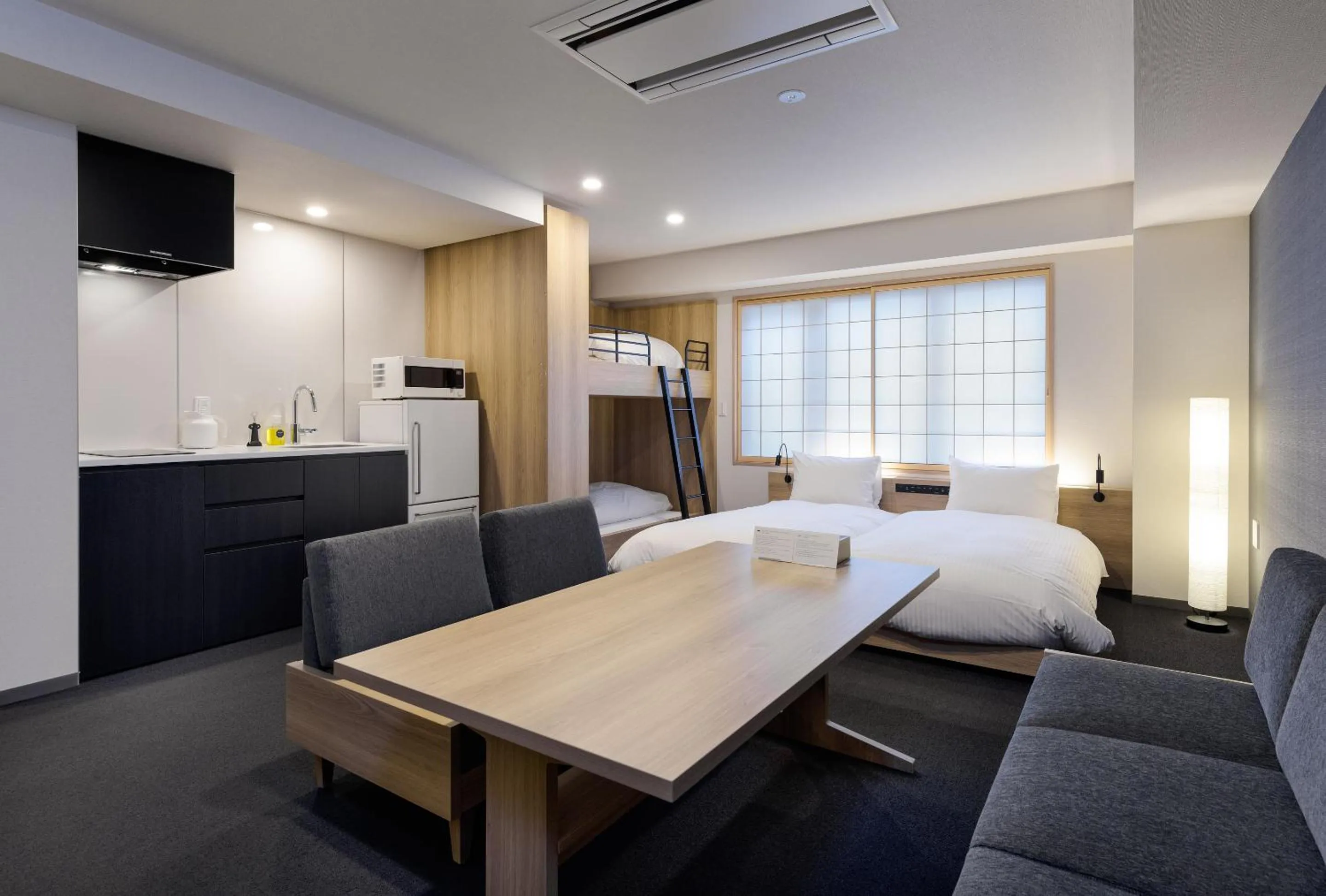 Photo of the whole room, Bed in MIMARU Tokyo Nihombashi Suitengumae