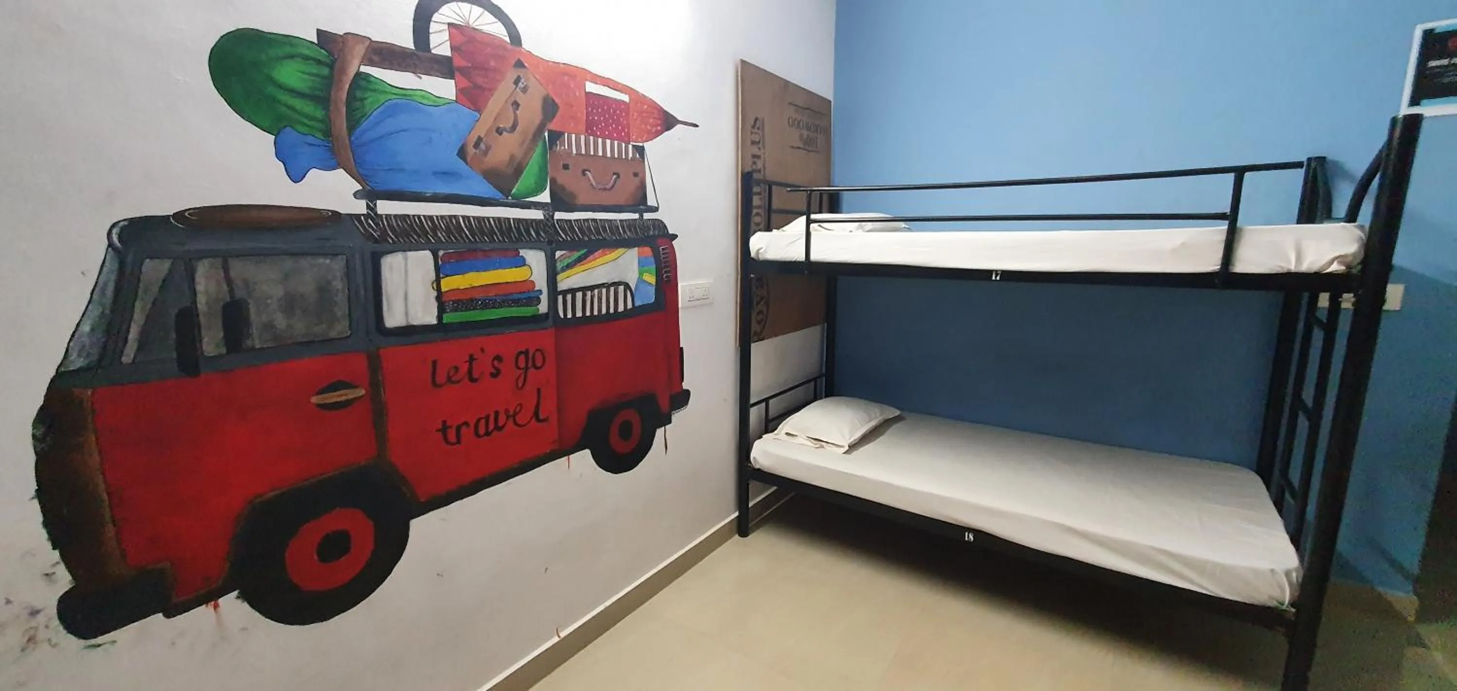 bunk bed, Bed in HosteLife Gokarna