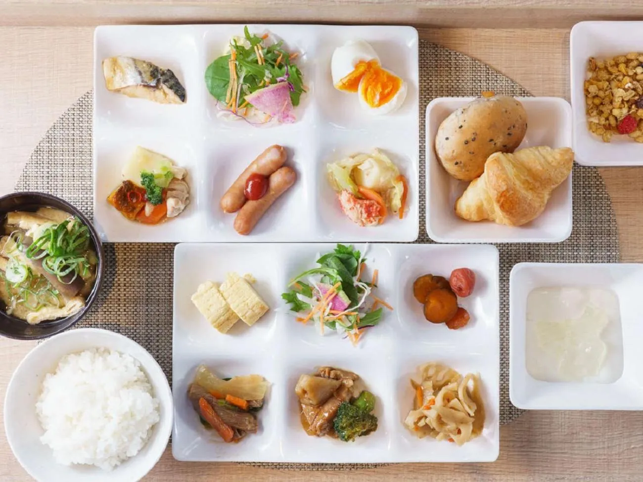 Buffet breakfast in Super Hotel Umeda Higobashi