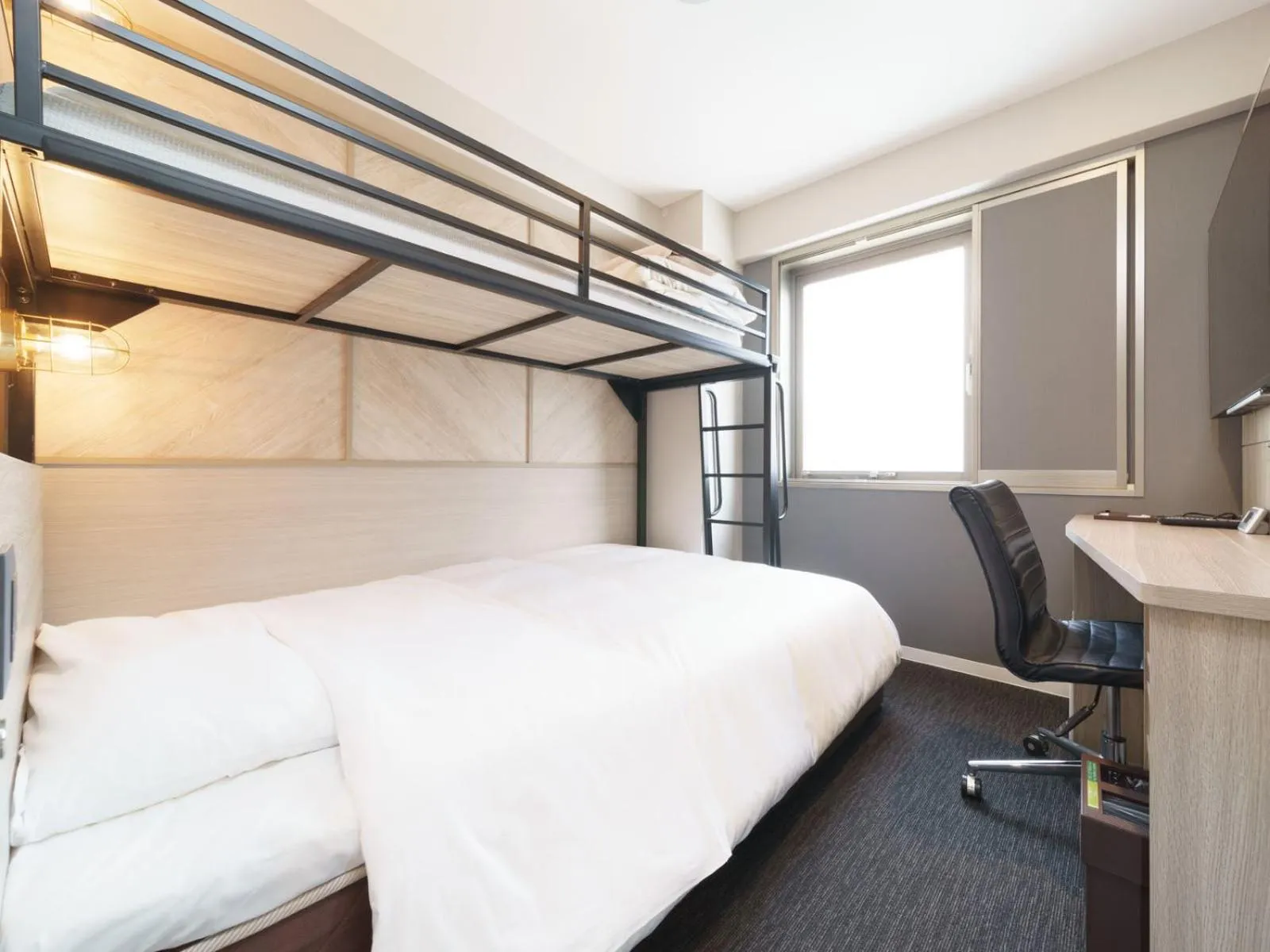 Bed in Super Hotel Umeda Higobashi