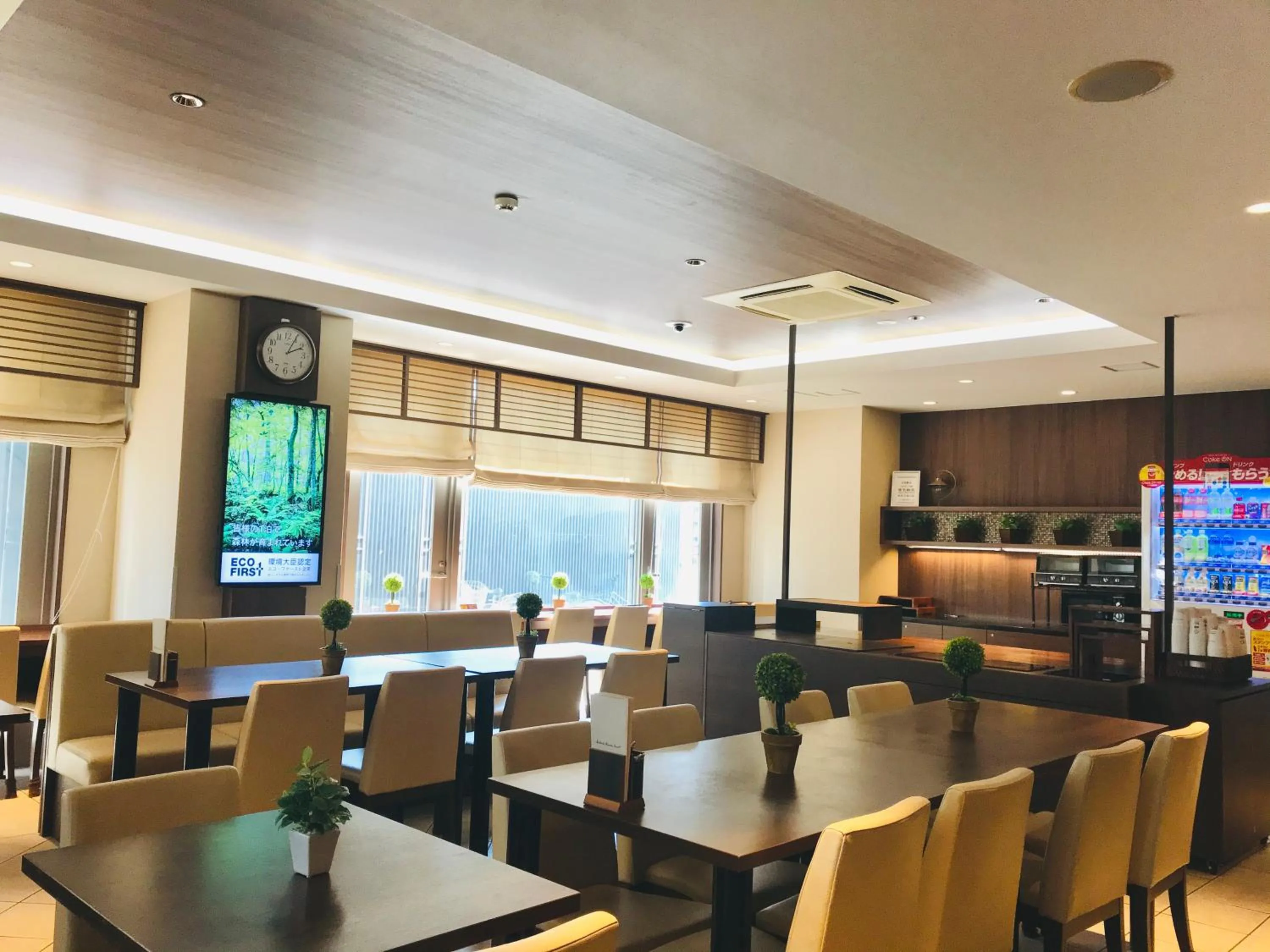 Lobby or reception in Super Hotel Izumo Ekimae