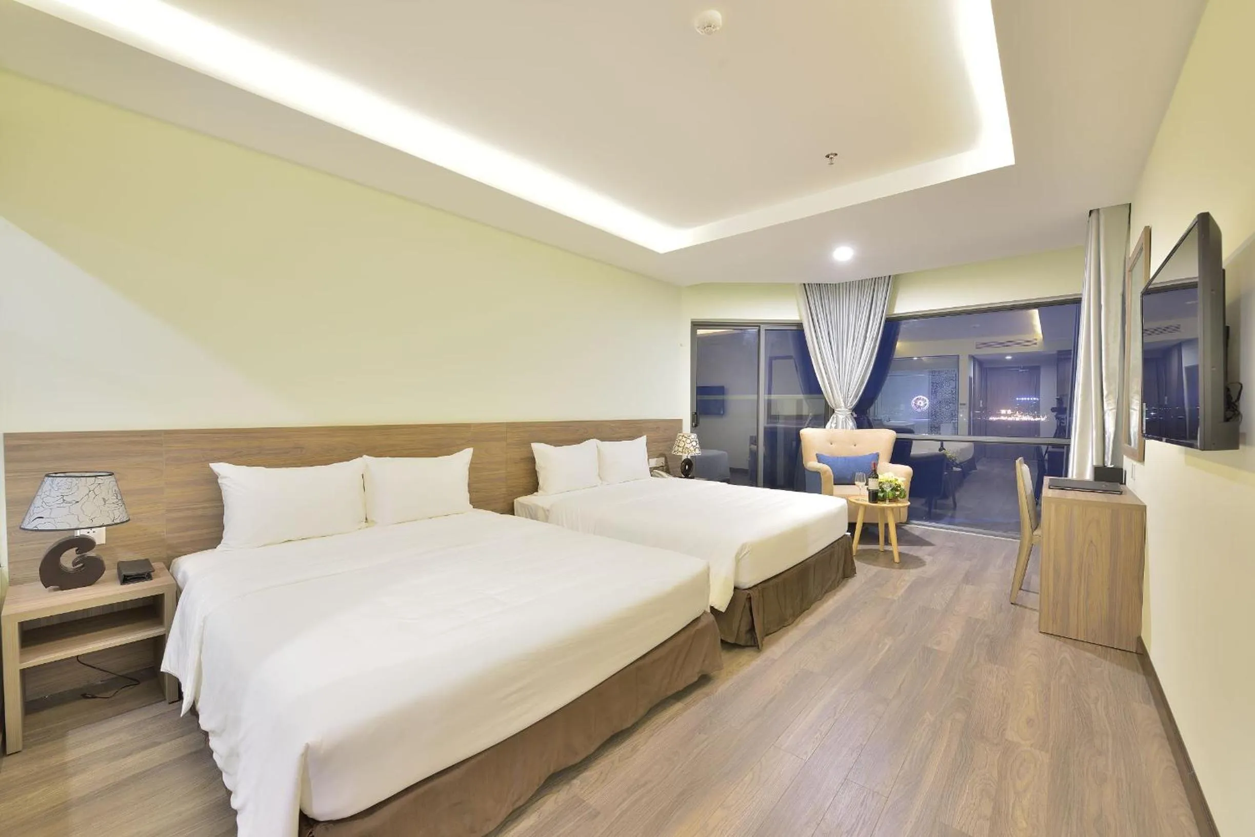 Photo of the whole room, Bed in Xavia Hotel
