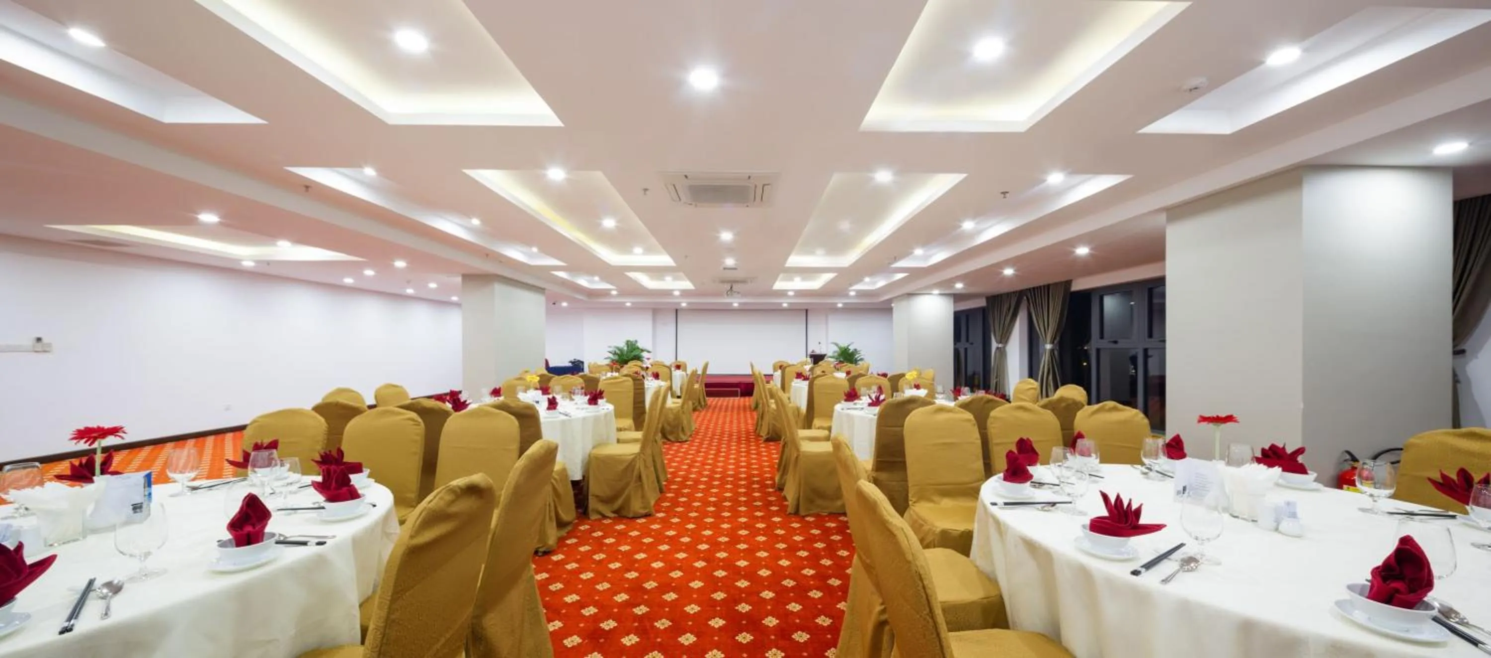 Banquet/Function facilities in Xavia Hotel