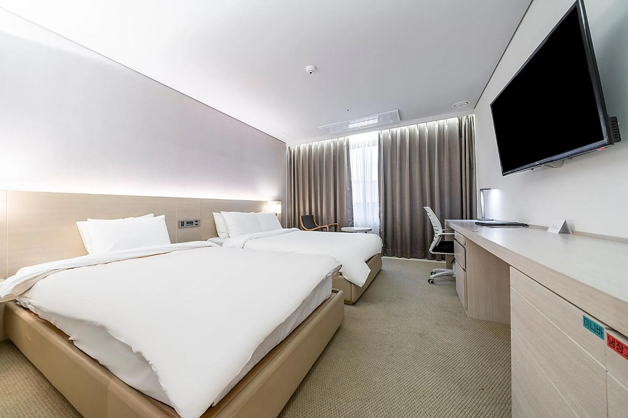 Bed in Wonju Citi Hotel