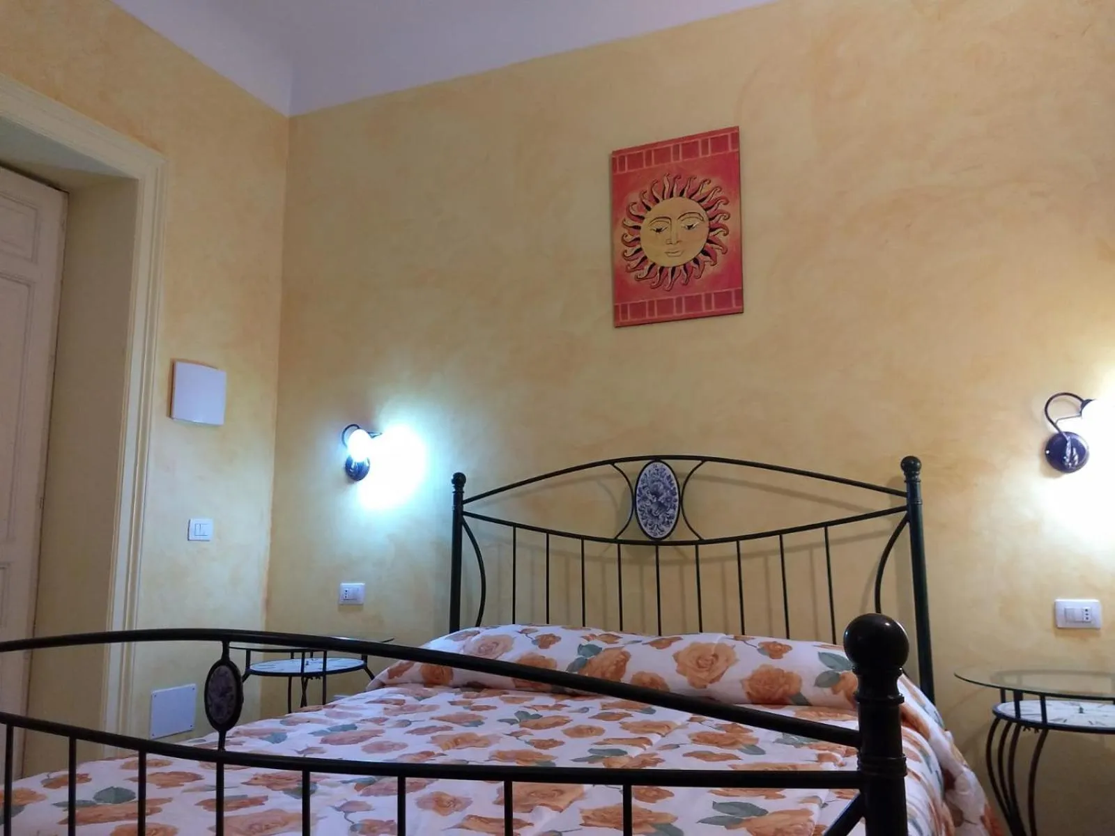 Decorative detail, Bed in Palazzo Aprile