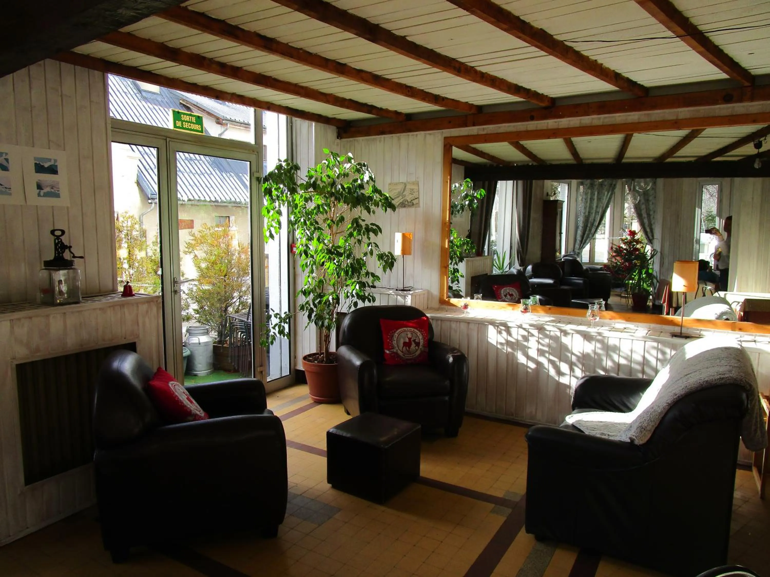 Lounge or bar in Les 4 Montagnes