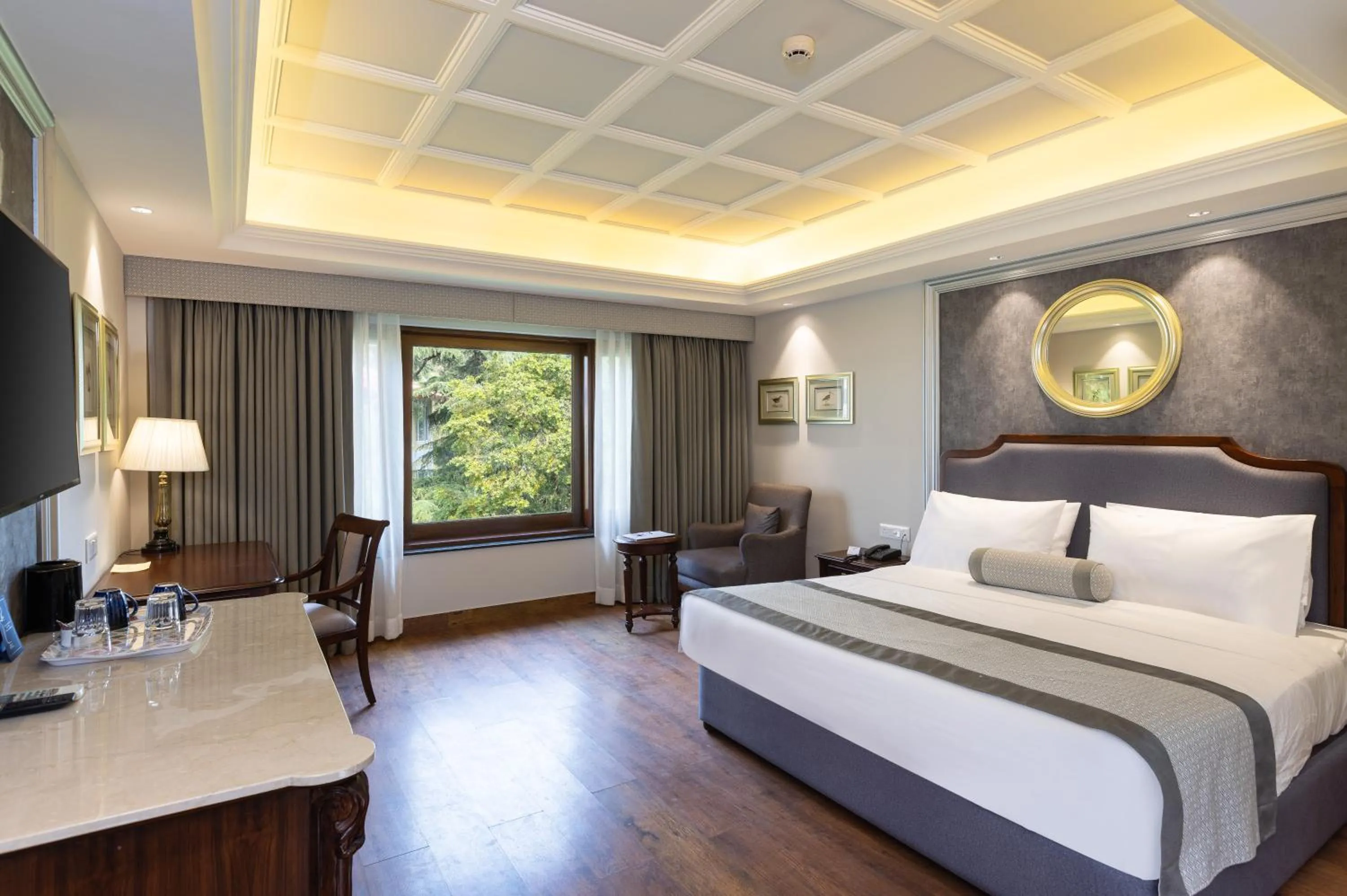 Bedroom, Bed in WelcomHeritage Kasmanda Palace