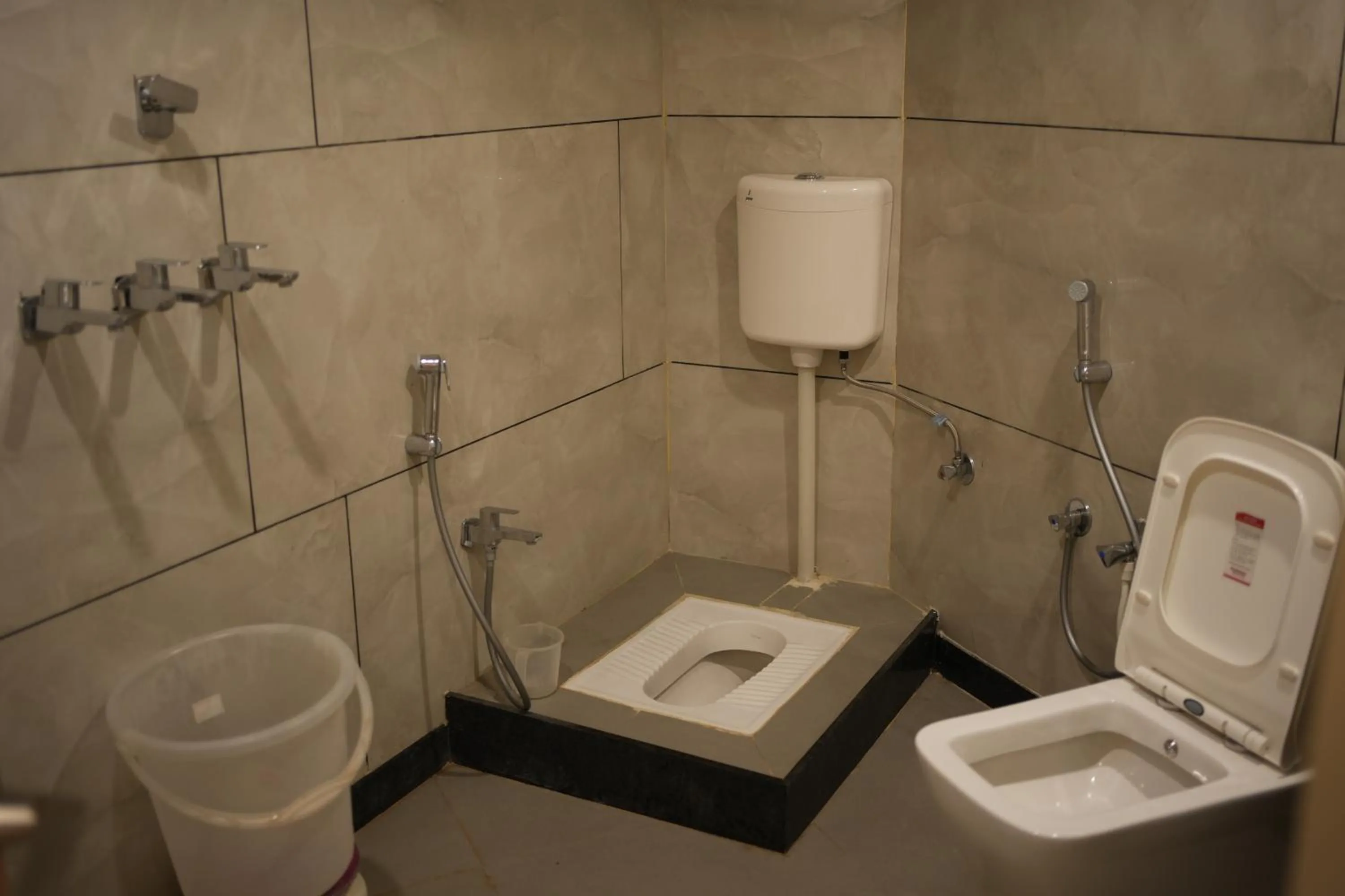 Toilet in Hotel Jai Palace