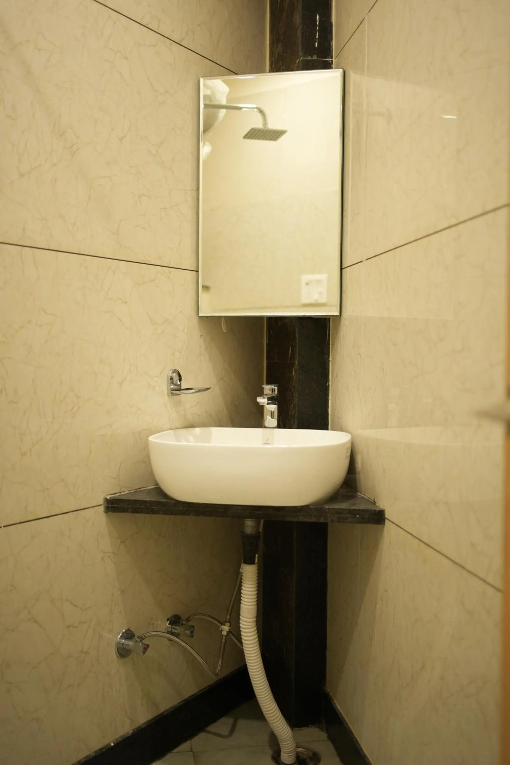Bathroom in Hotel Jai Palace