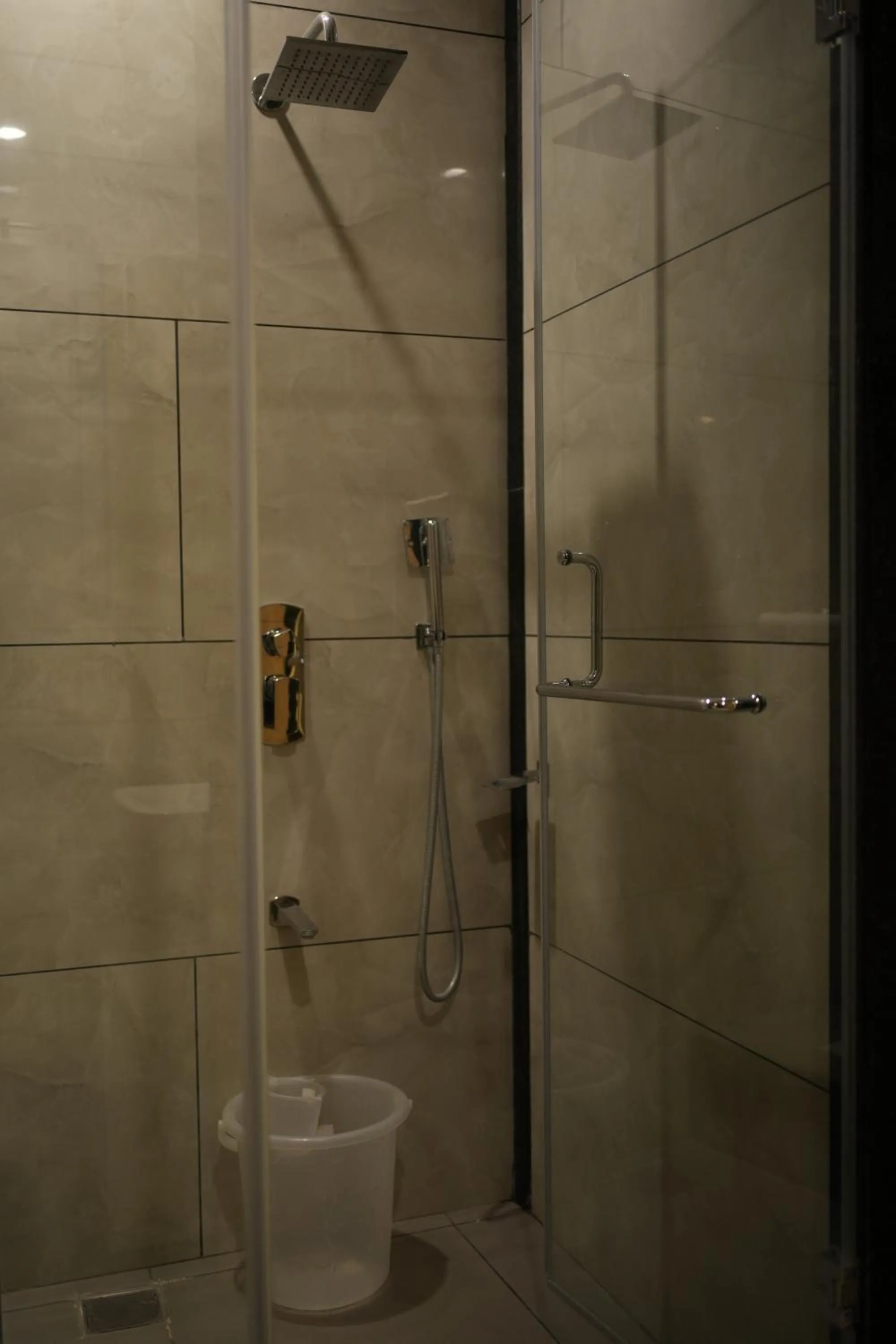 Bathroom in Hotel Jai Palace