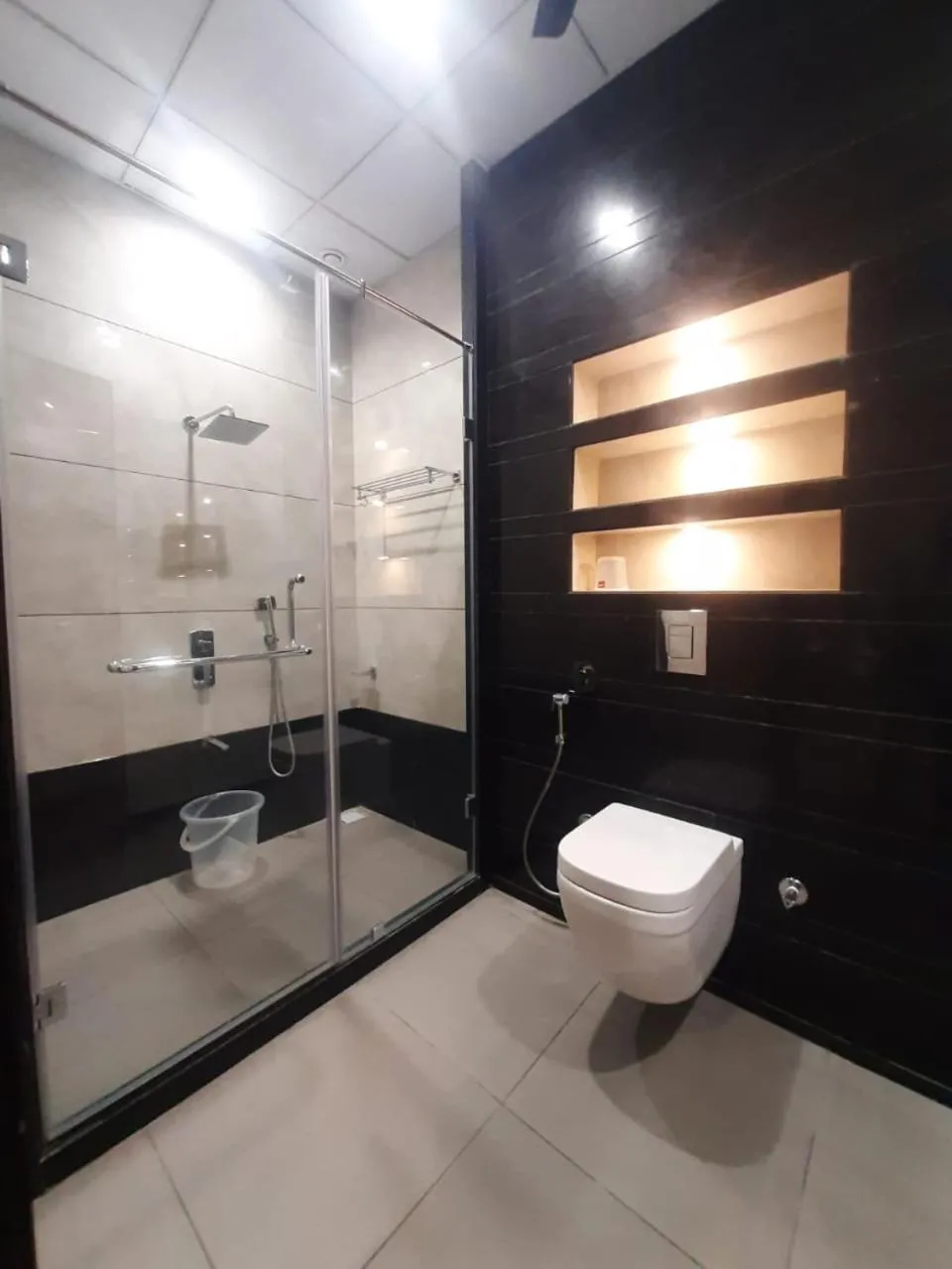 Toilet in Hotel Jai Palace