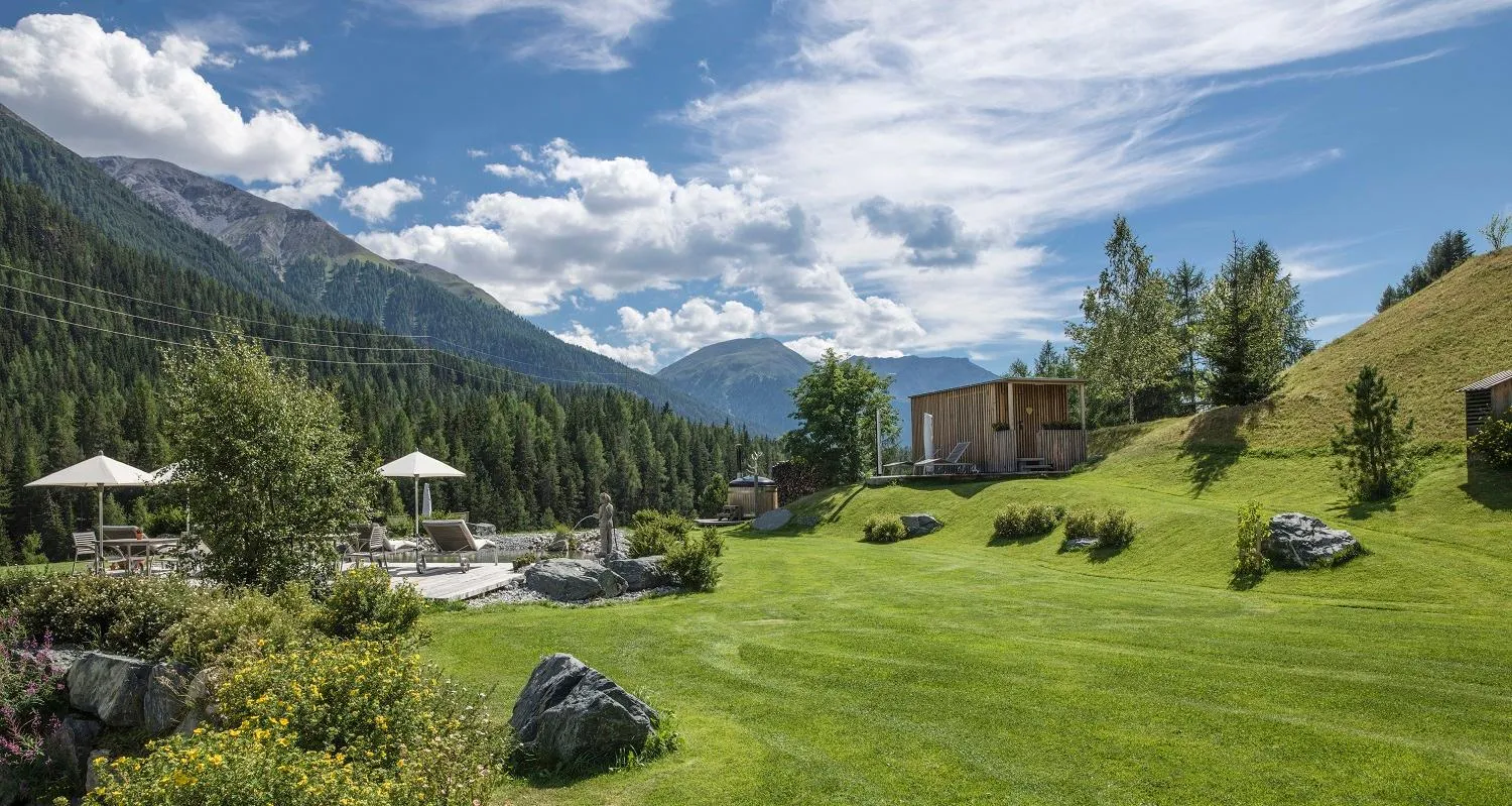 Natural landscape in Relais & Châteaux IN LAIN Hotel Cadonau