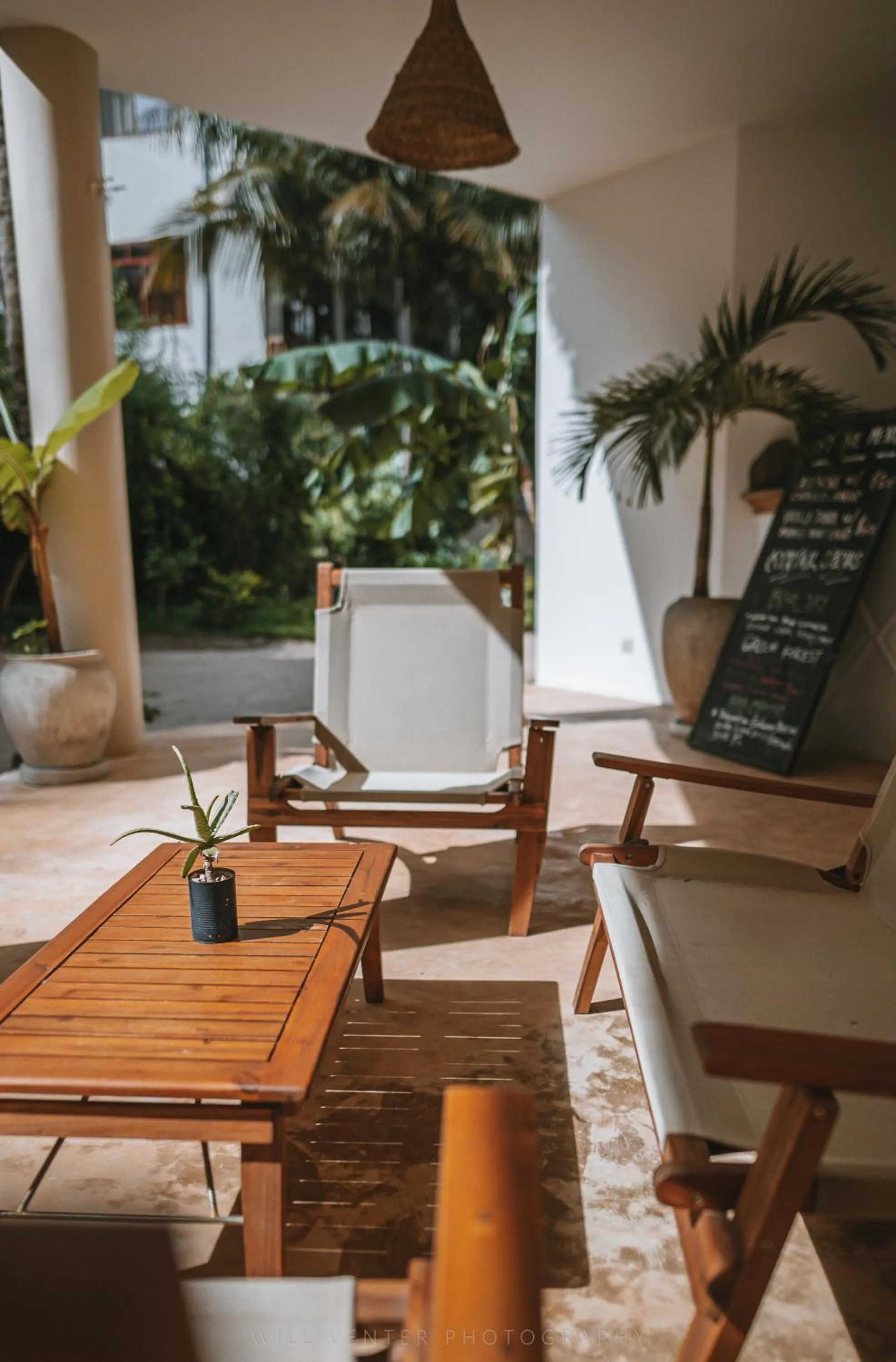 Restaurant/places to eat in Zanziblue Boutique Villas