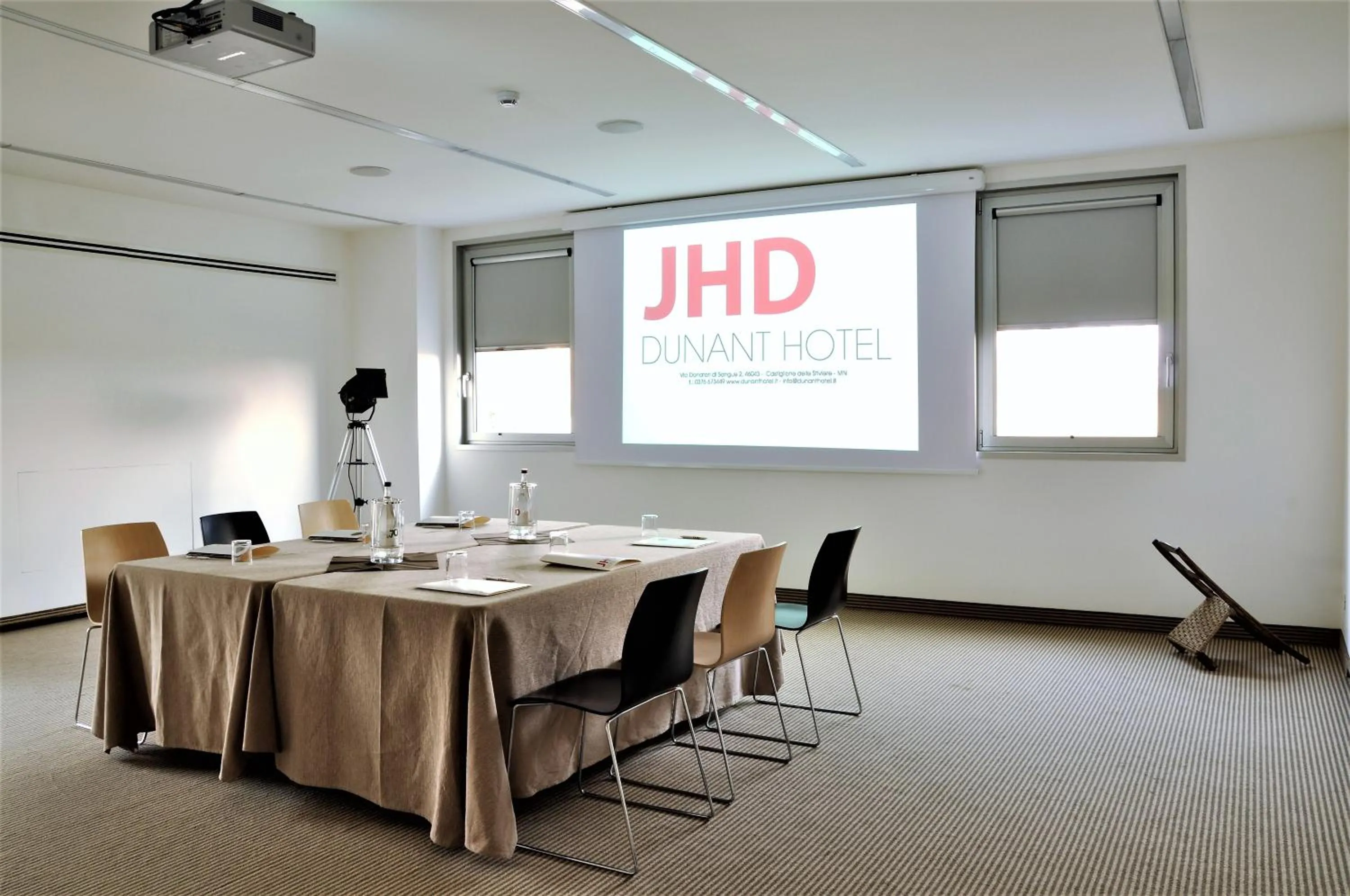 Meeting/conference room in Aiden by Best Western JHD Dunant Hotel