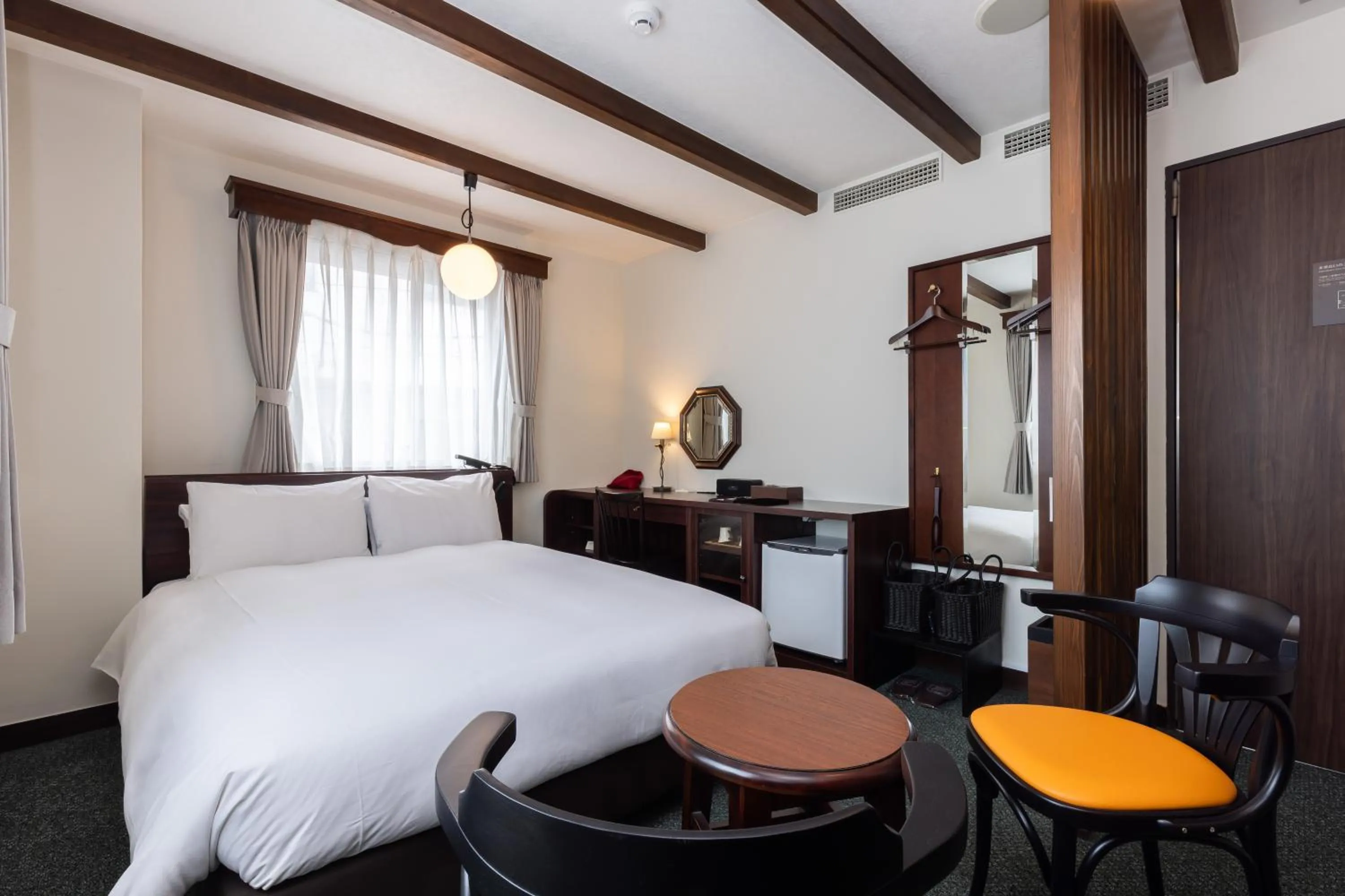 Photo of the whole room, Bed in Matsumoto Hotel Kagetsu