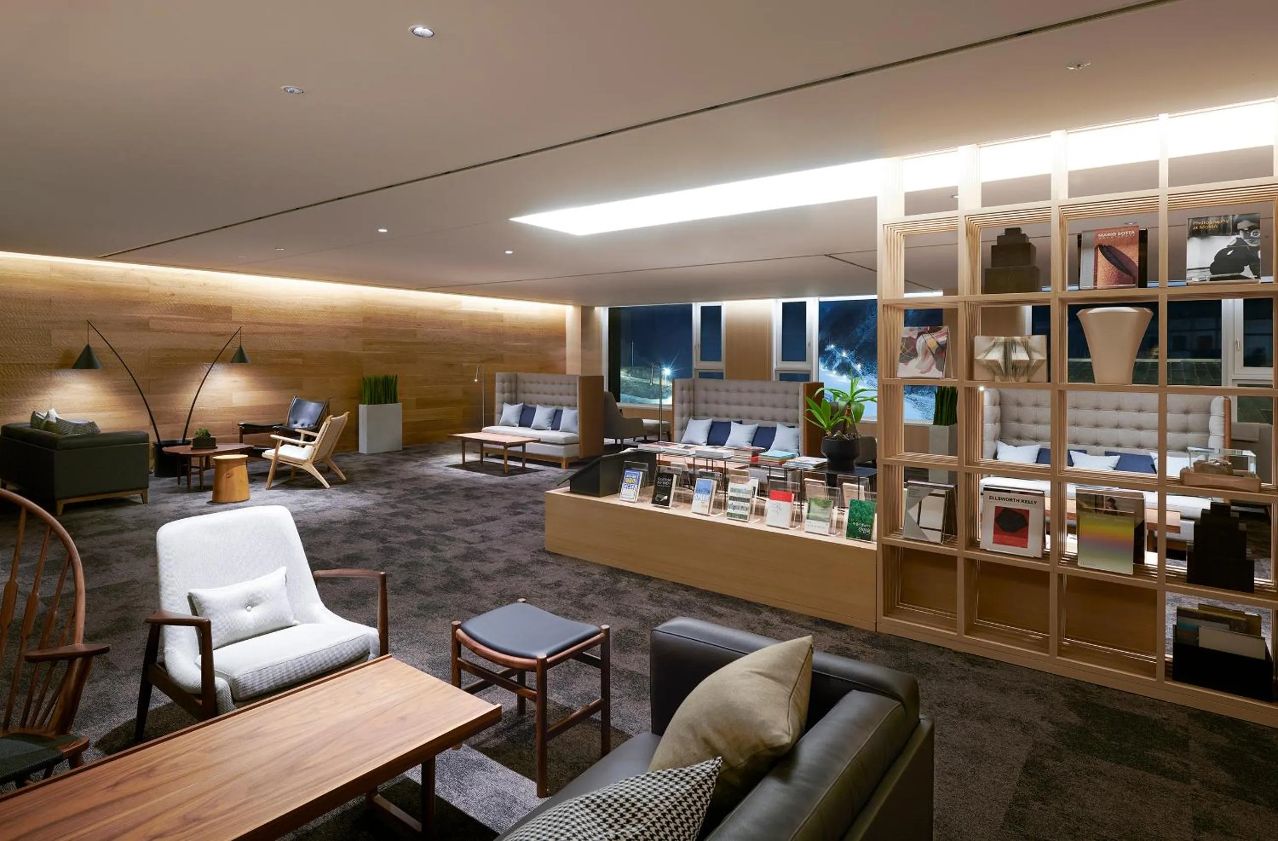 Library in PARK ROCHE Resort & Wellness