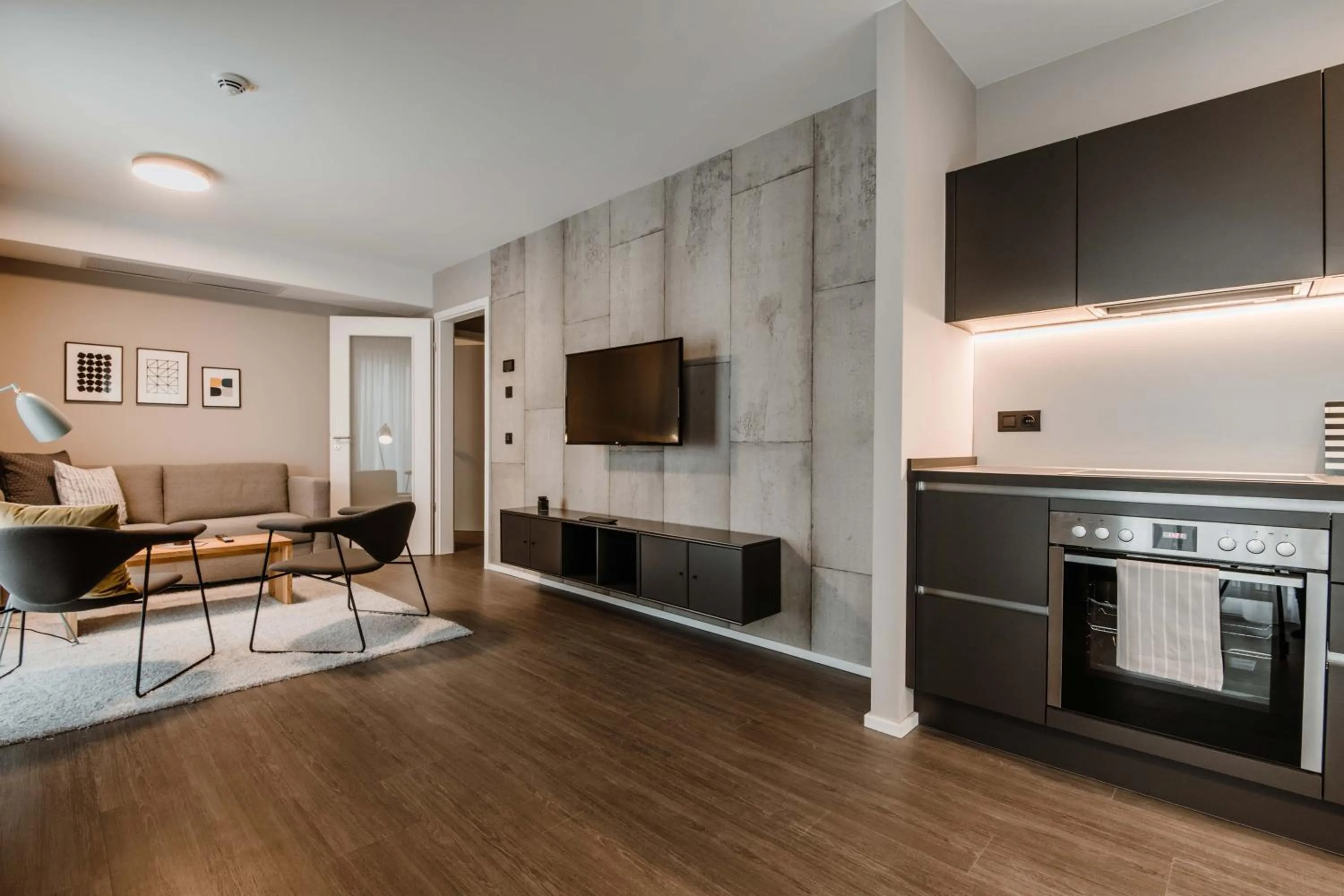 Kitchen or kitchenette in Timehouse Serviced Apartments