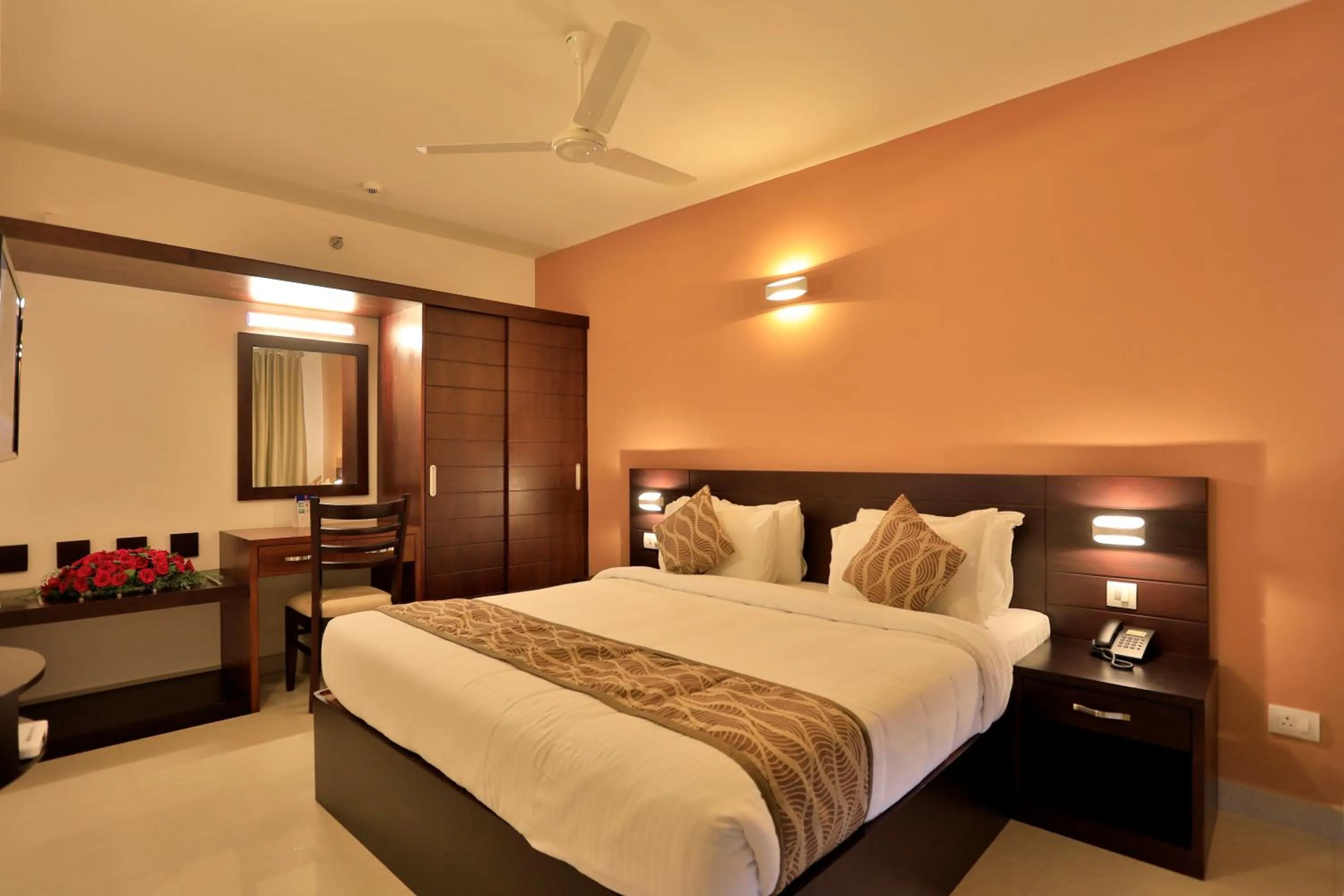 Bedroom, Bed in Sterling Thekkady