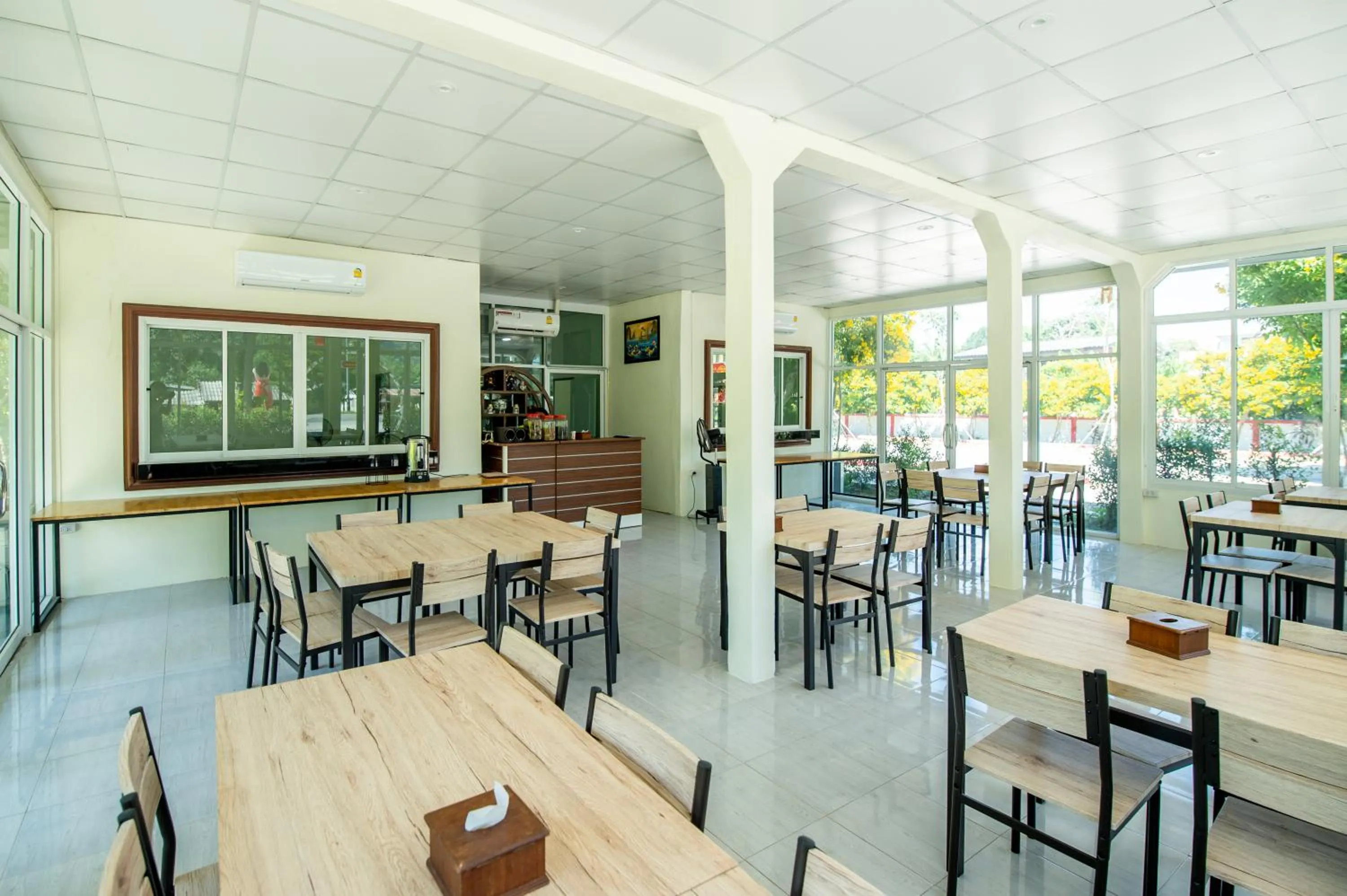 Restaurant/places to eat in Golden Dragon Kanchanaburi