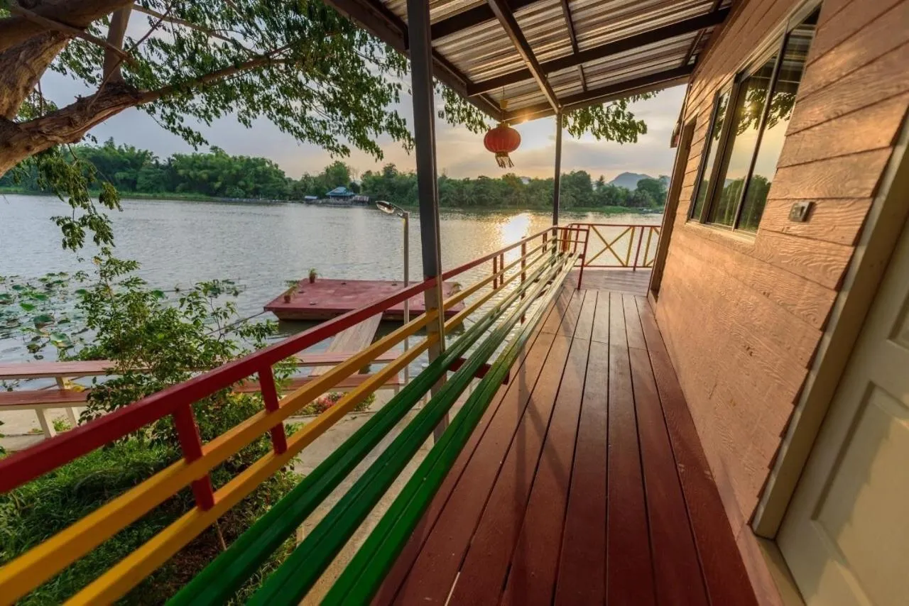 Balcony/Terrace in Golden Dragon Kanchanaburi