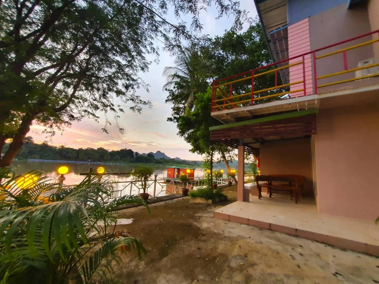 Property building in Golden Dragon Kanchanaburi