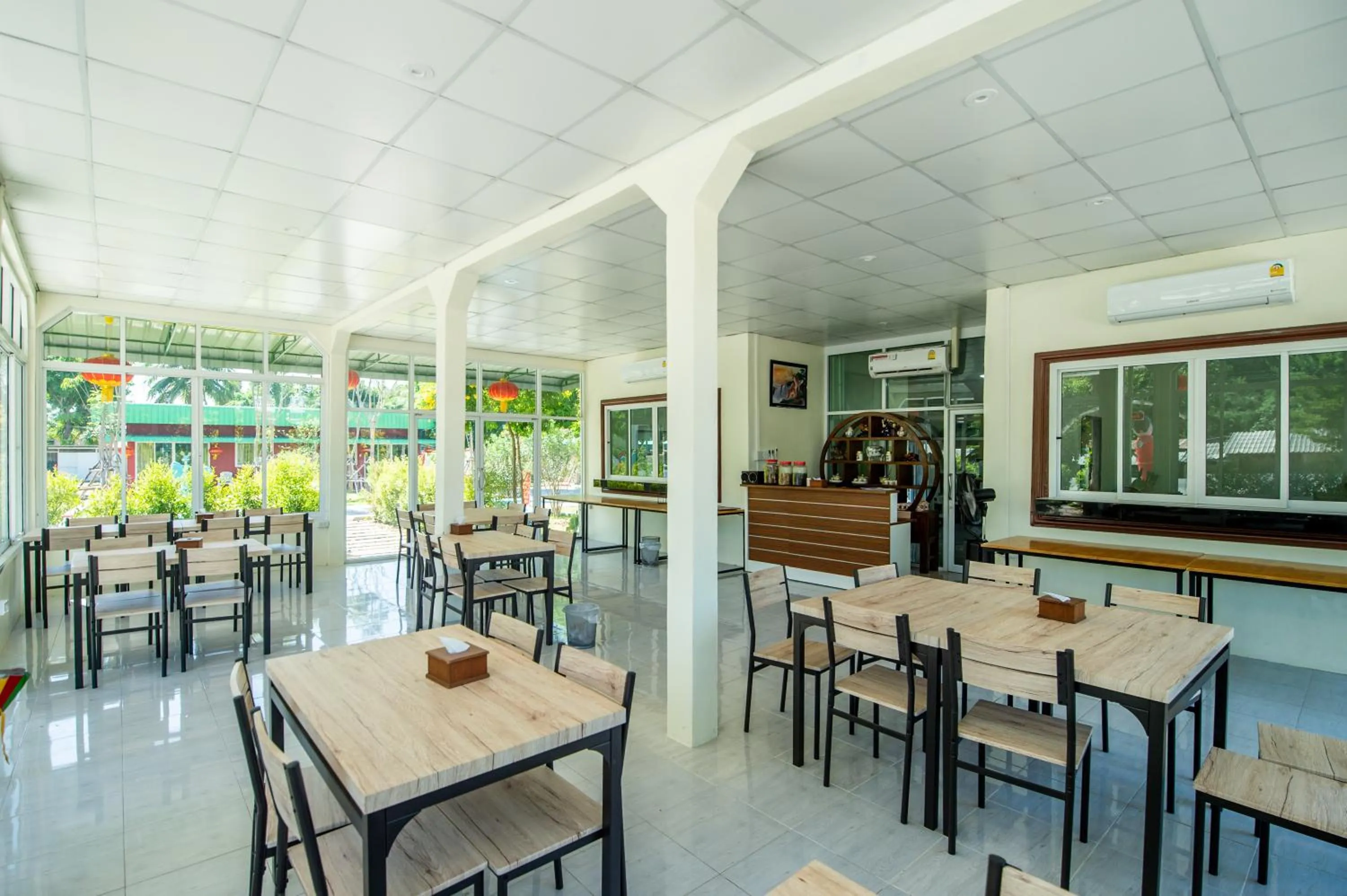 Restaurant/places to eat in Golden Dragon Kanchanaburi