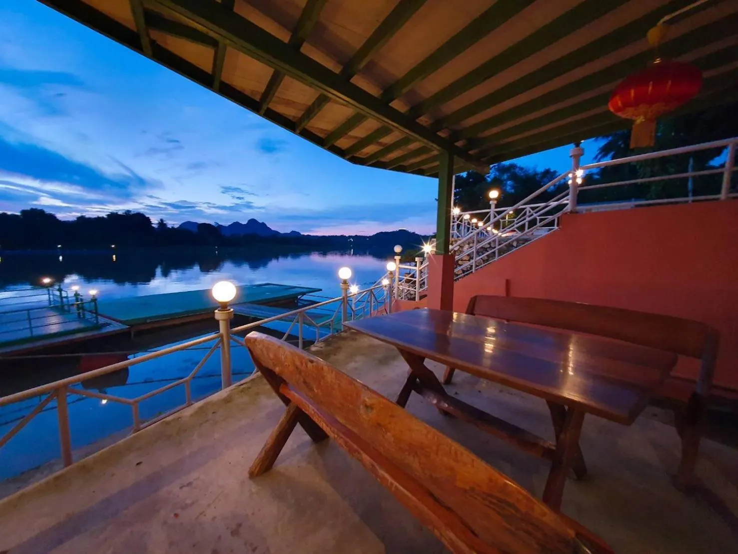 Balcony/Terrace in Golden Dragon Kanchanaburi