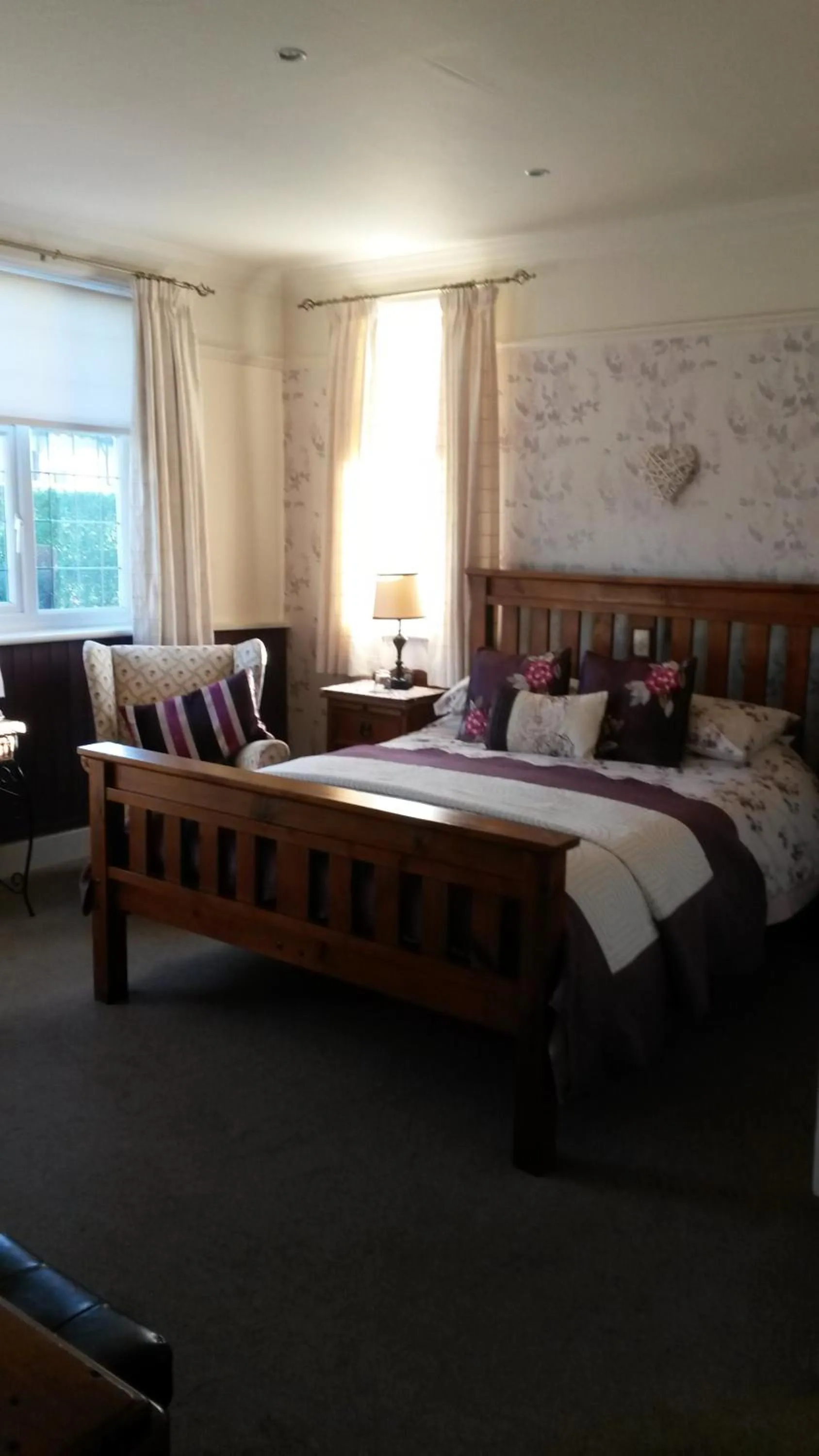 Photo of the whole room in Ashbourne House