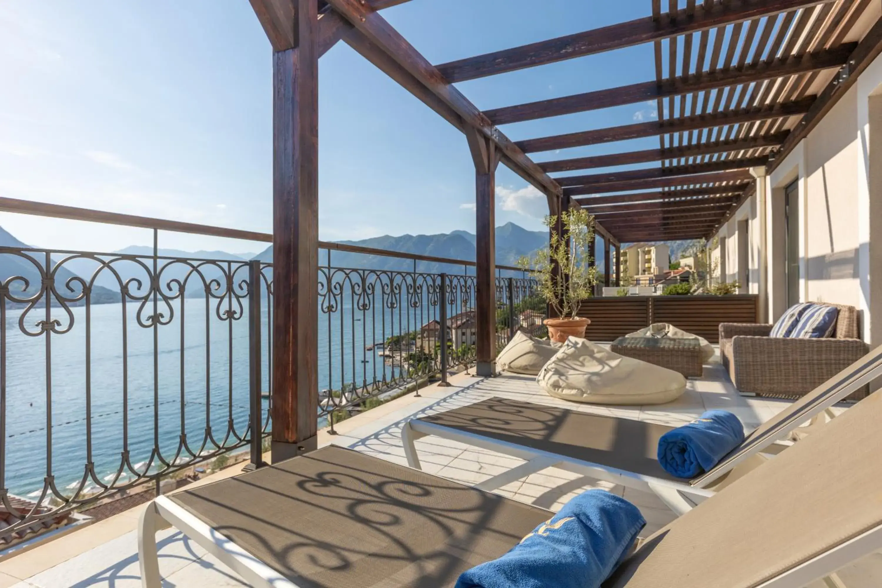 Two-Bedroom Suite with Sea View in HUMA Kotor Bay Hotel and Villas Two-Bedroom Suite with Sea View in HUMA Kotor Bay Hotel and Villas