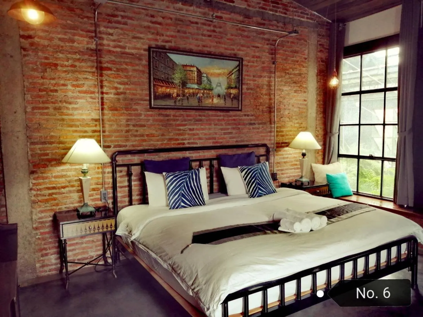 Bed in PX122 DBEST HOTEL