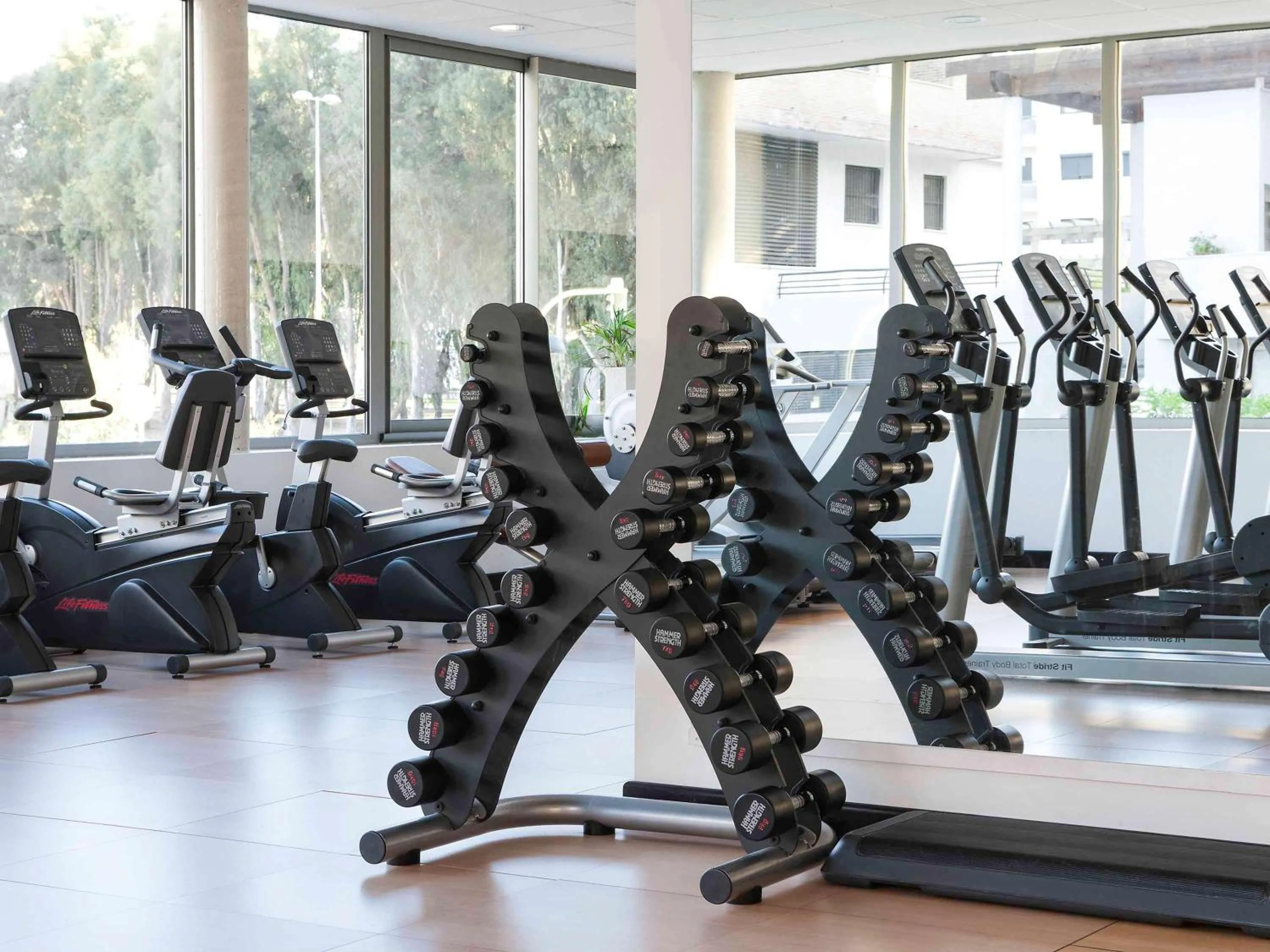 Fitness centre/facilities in Suittes Hotel