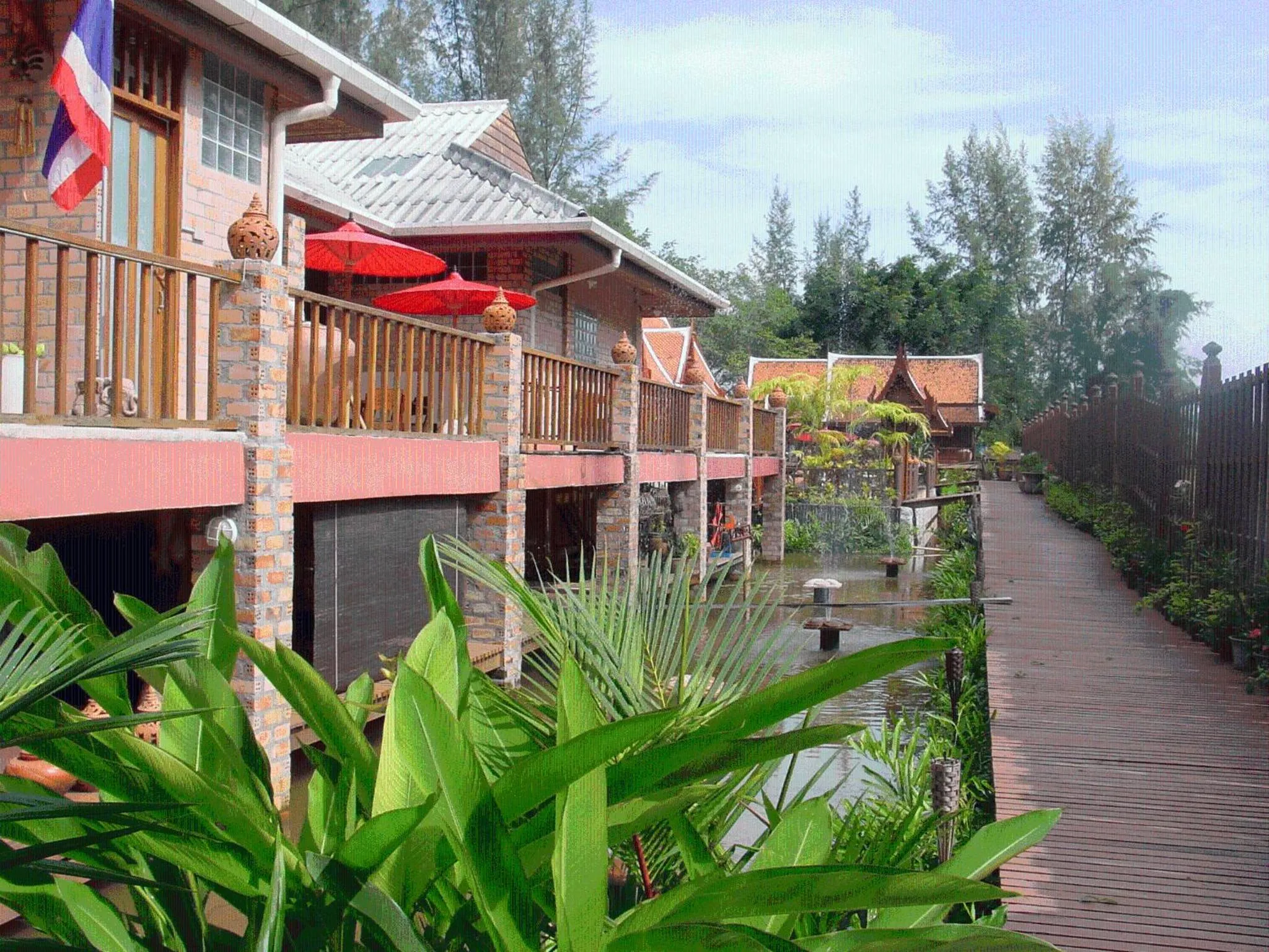 Facade/entrance in Sea Pines & Liberg