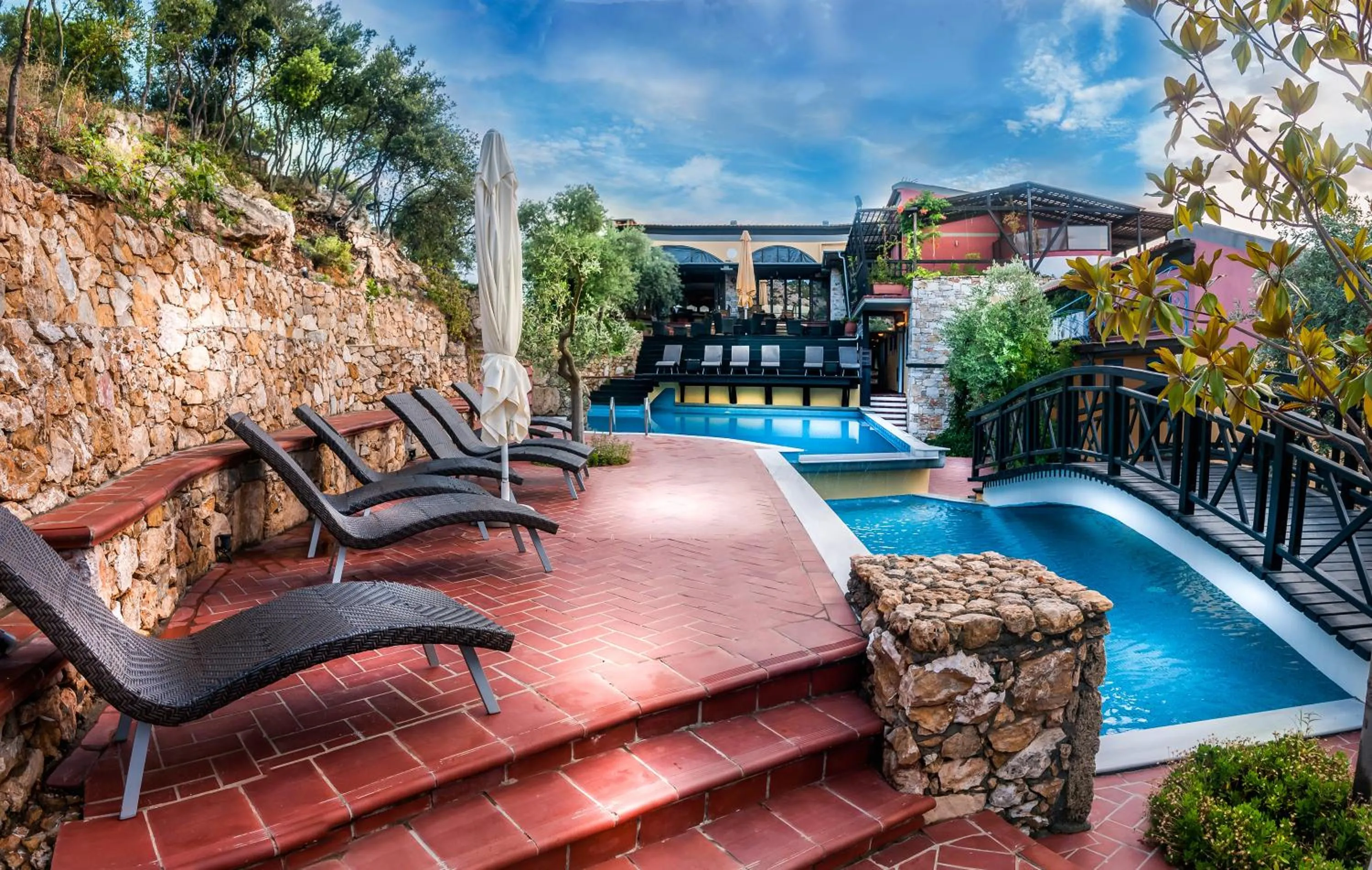 Swimming pool in Kallisti Hotel