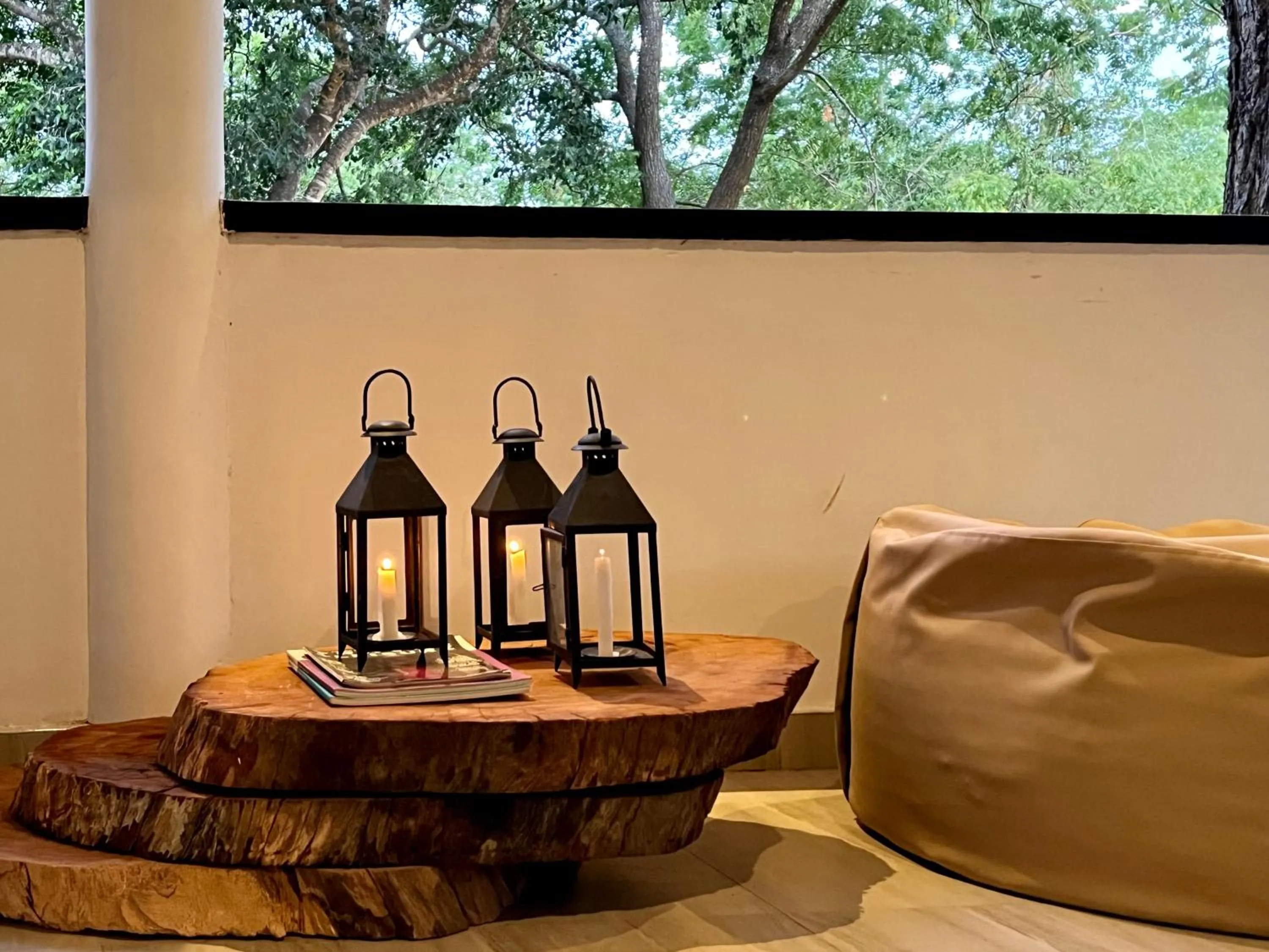 Decorative detail in Funky Leopard Safari Lodge Bordering Yala National Park