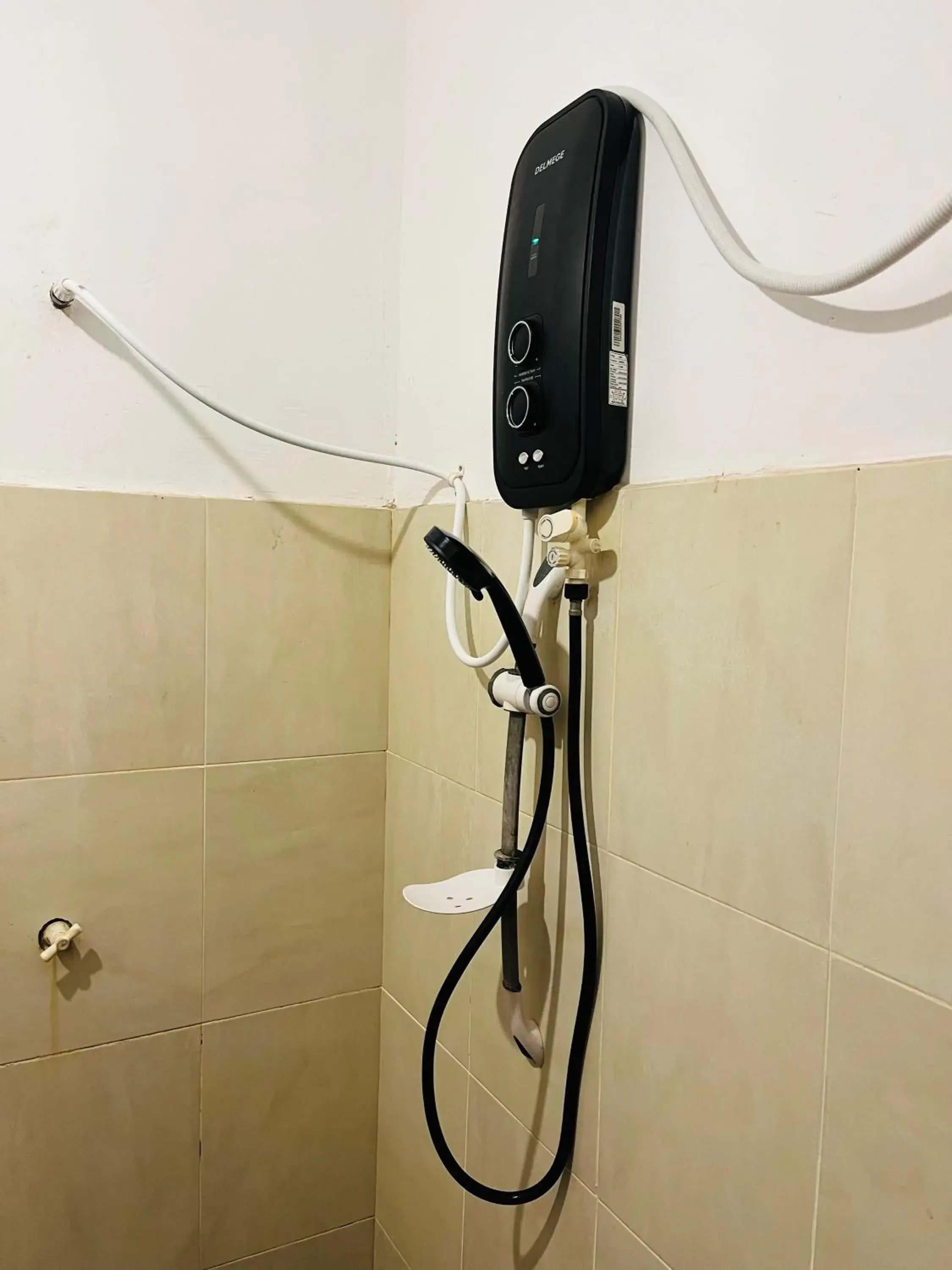 Superior Chalet - single occupancy in Funky Leopard Safari Lodge Bordering Yala National Park Superior Chalet - single occupancy in Funky Leopard Safari Lodge Bordering Yala National Park