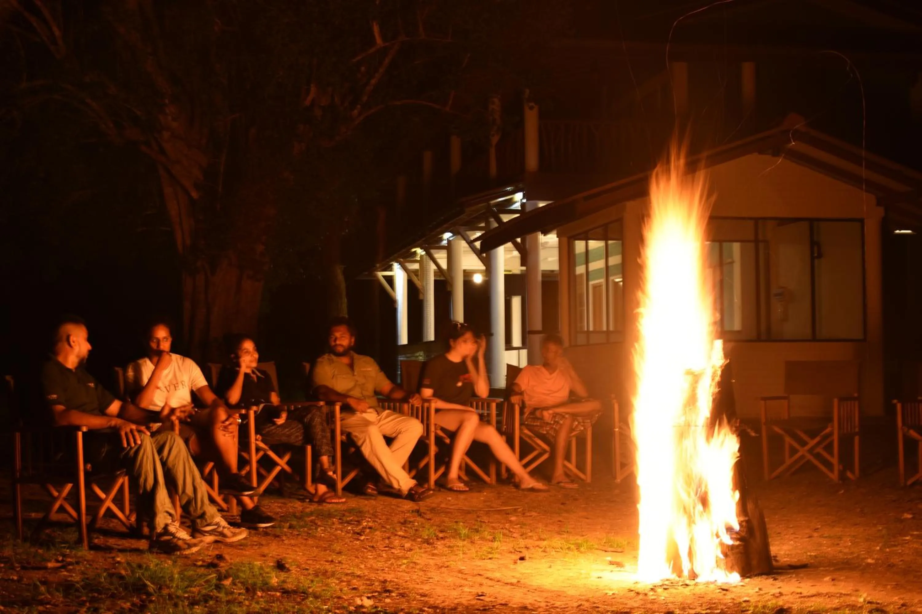 Night in Funky Leopard Safari Lodge Bordering Yala National Park