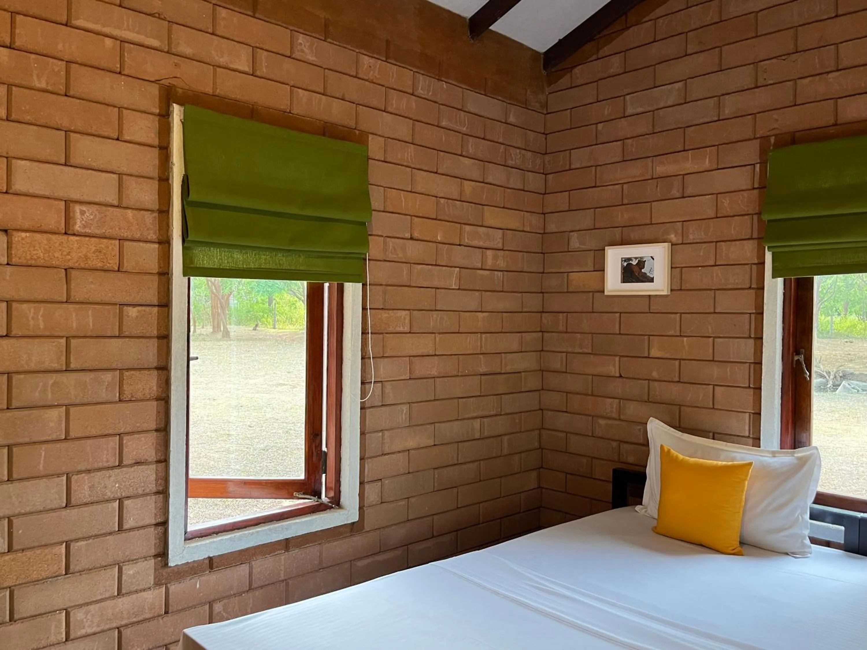 Bedroom, Bed in Funky Leopard Safari Lodge Bordering Yala National Park