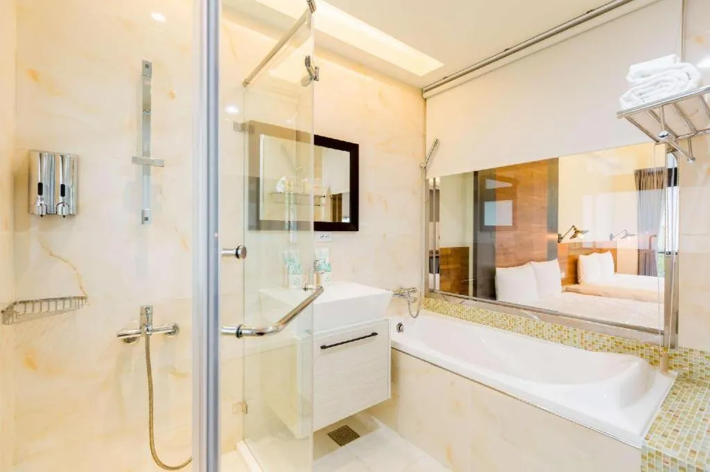 Bed in Rich Sunshine Inn