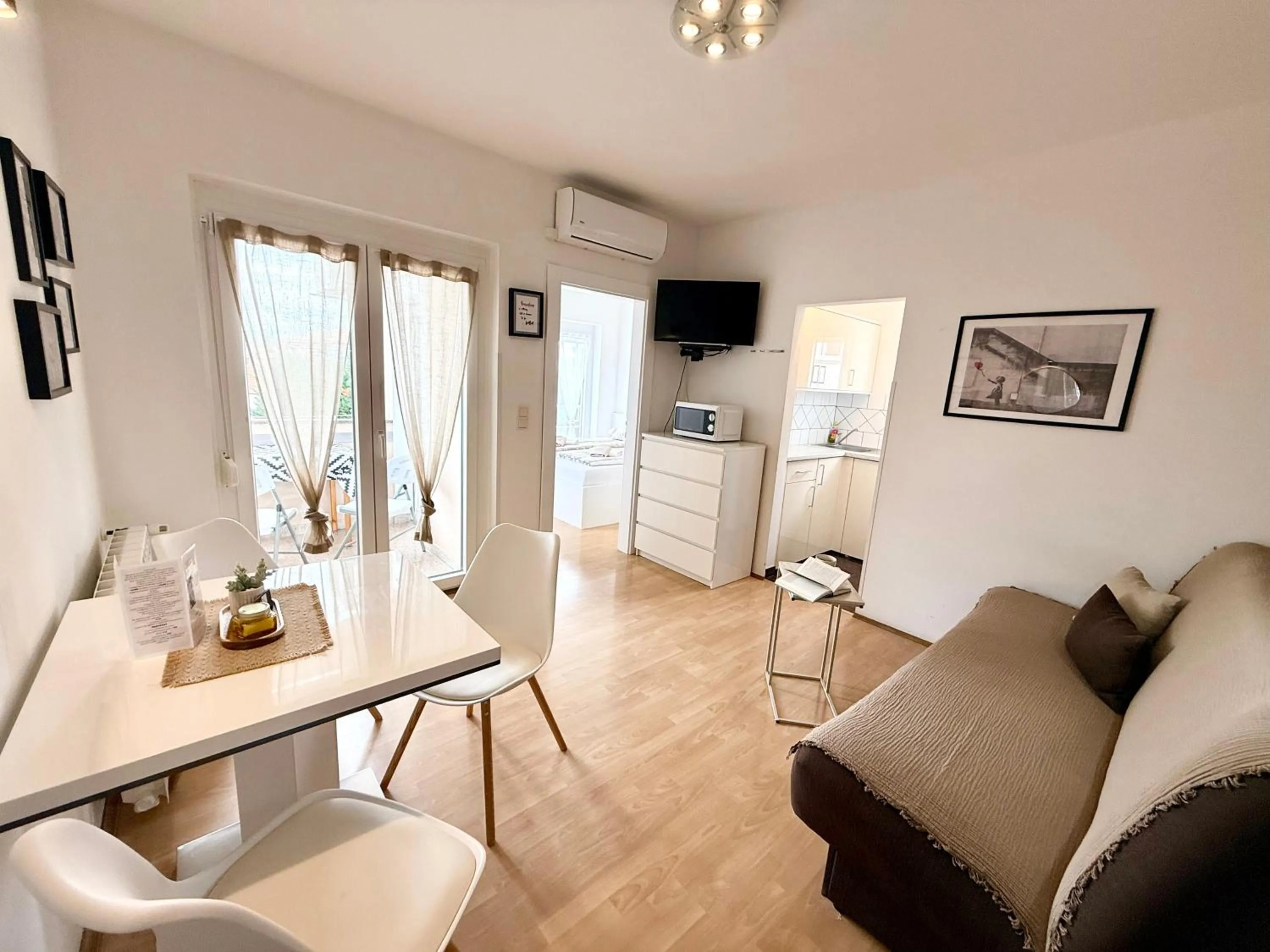 Apartment with Balcony in Apartments Antic
