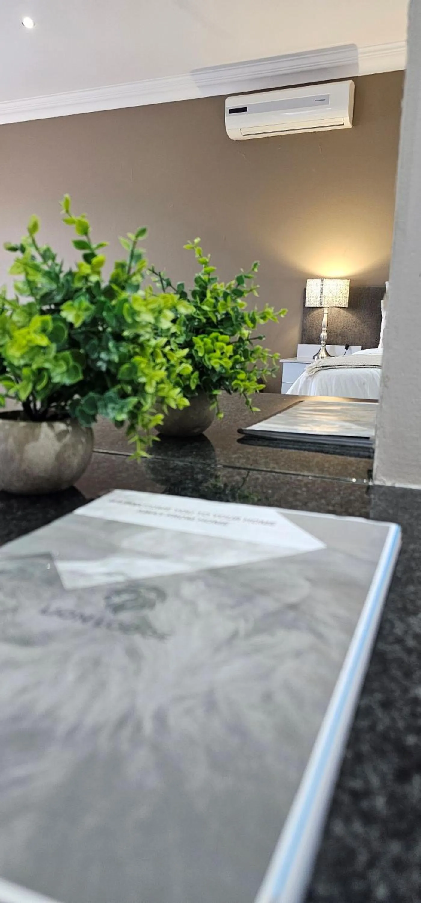 Decorative detail in Lion Lodge