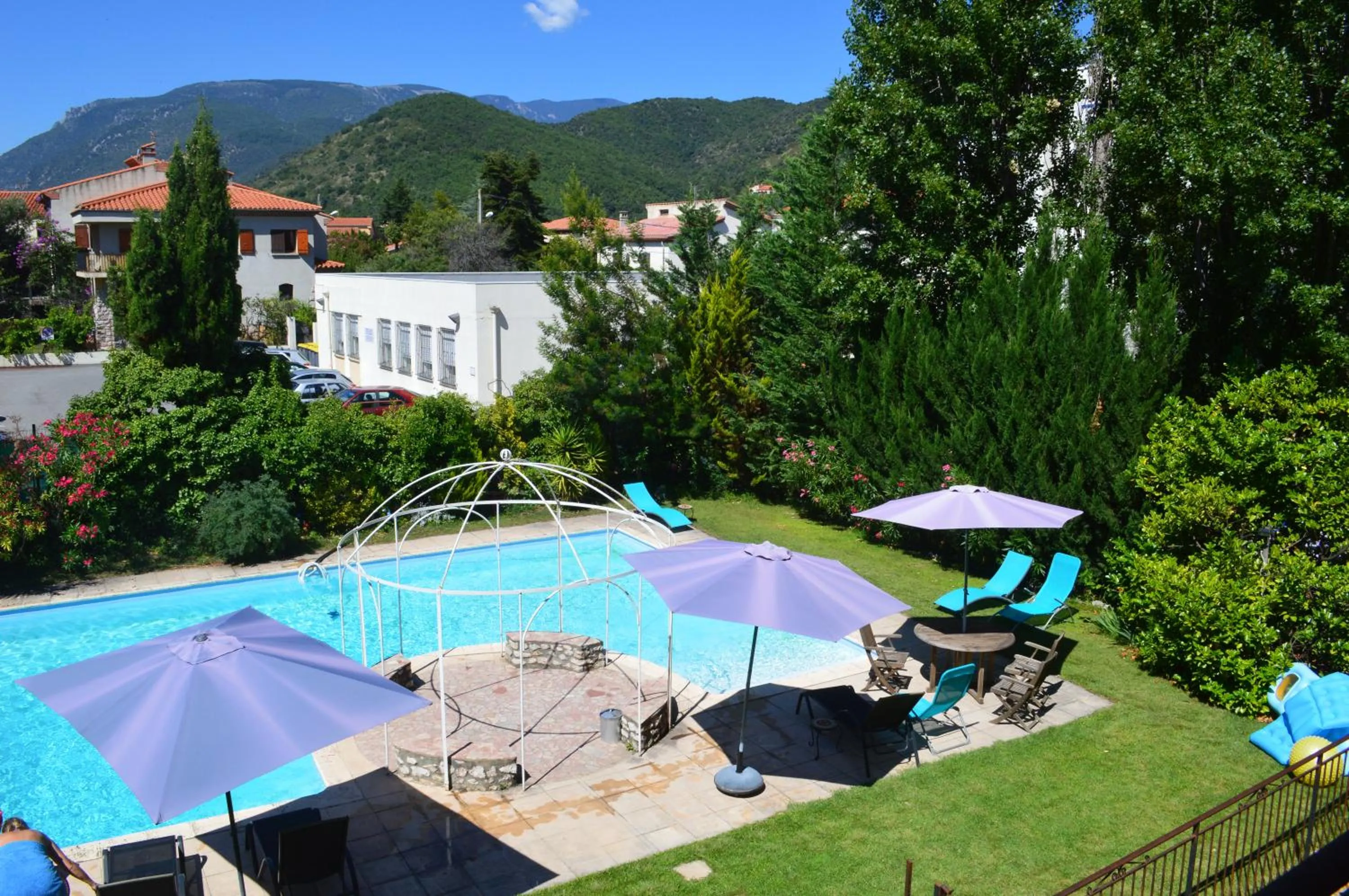 Swimming pool in Villa Lafabregue