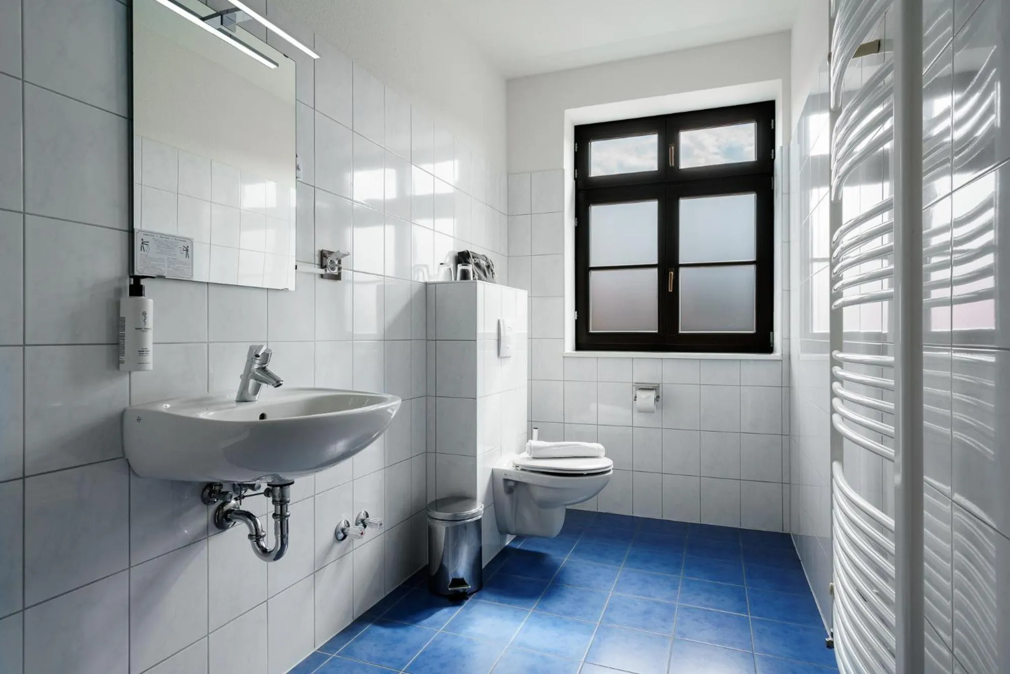 Toilet in Hotel Waren-Alte Warener Zeitung