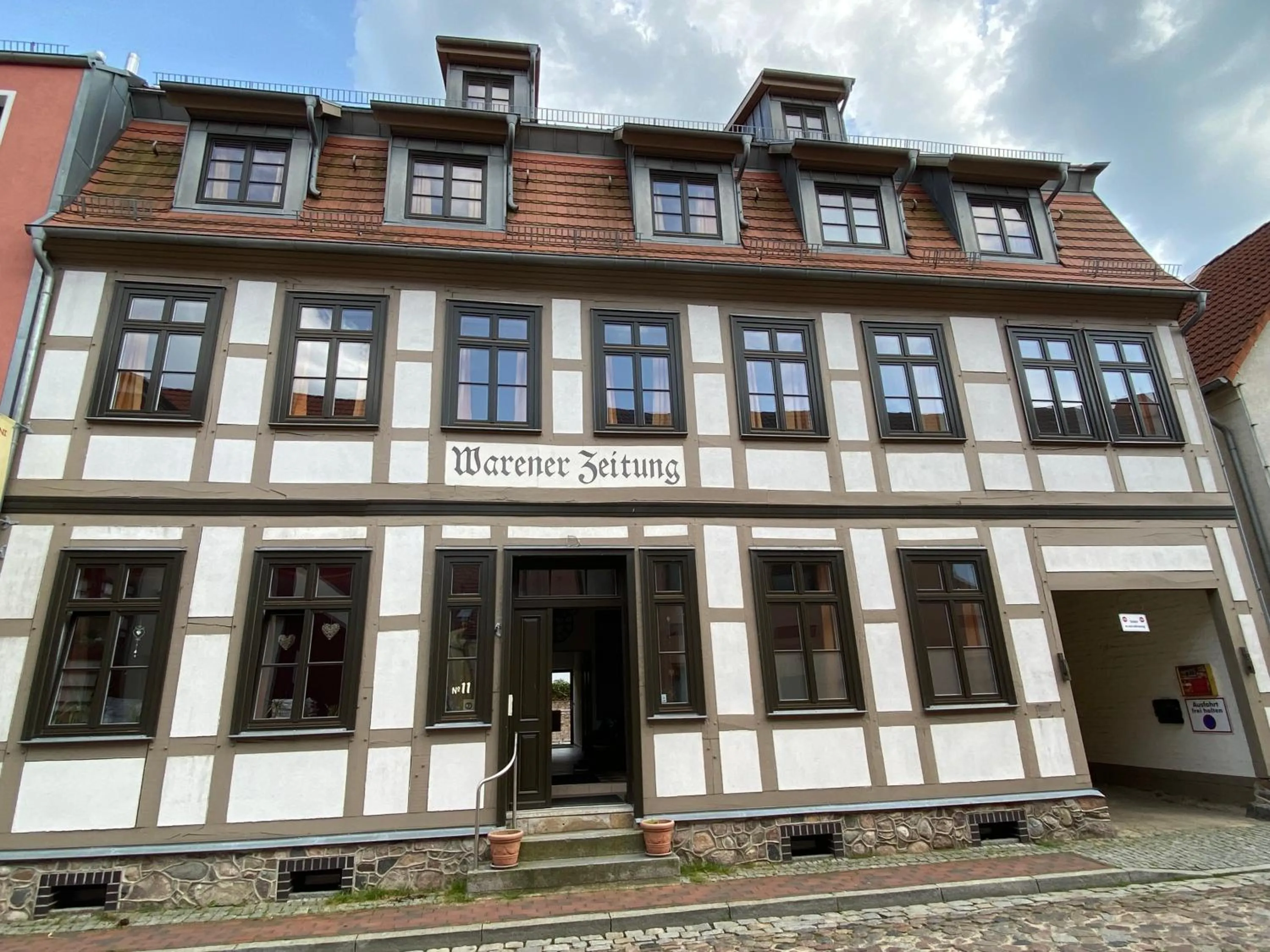 Property building in Hotel Waren-Alte Warener Zeitung