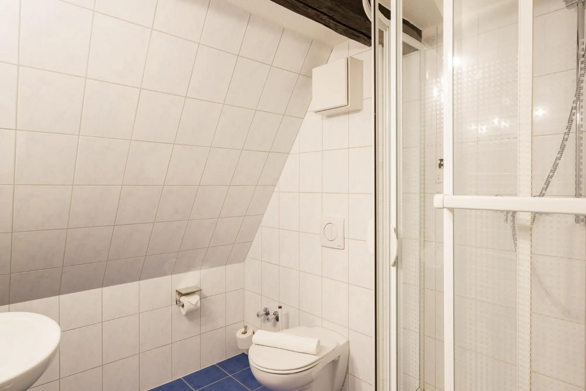 Shower in Hotel Waren-Alte Warener Zeitung