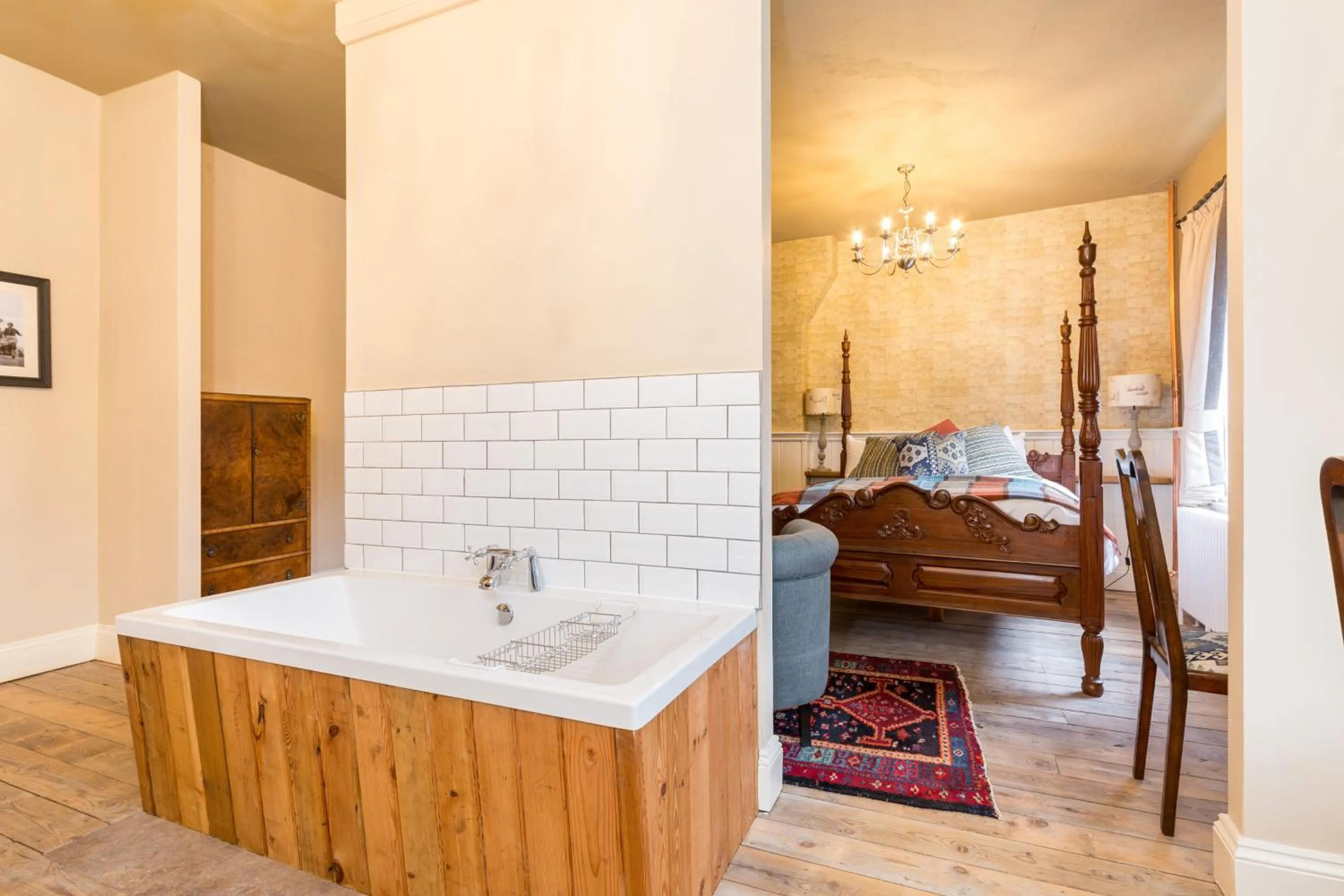 Bed in The Bull Hotel