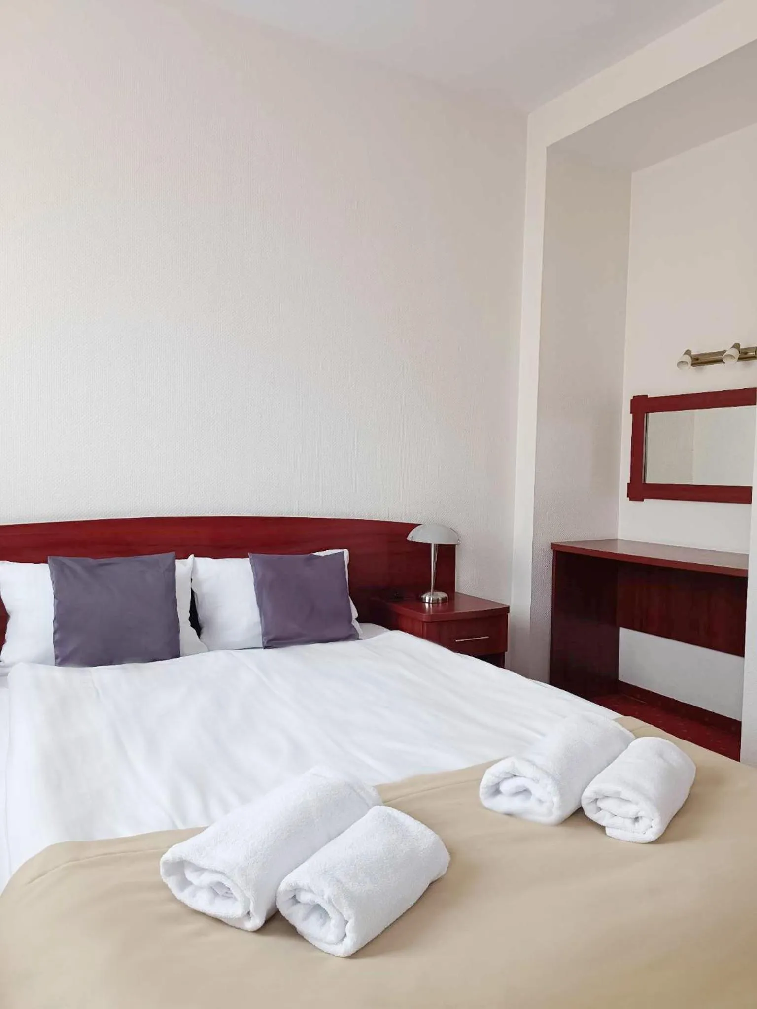 Bed in Hotel Maraton